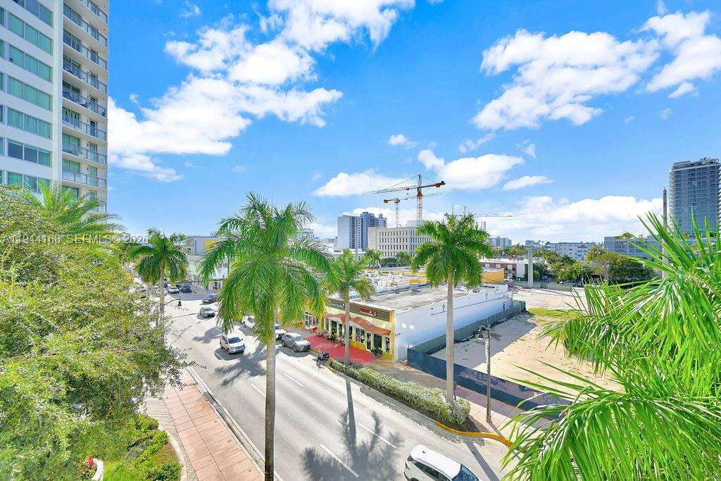 Burleigh House at 7135 Collins Ave, Miami Beach, FL 33141 - For Sale photo 45
