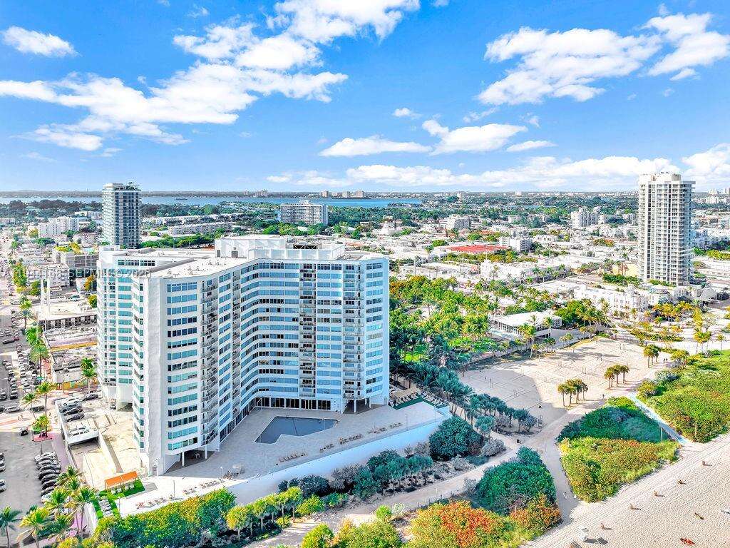 Burleigh House at 7135 Collins Ave, Miami Beach, FL 33141 - For Sale photo 8