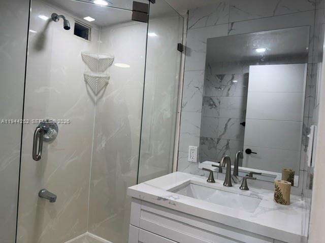 The Carriage House at 5401 Collins Ave, Miami Beach, FL 33140 - For Sale photo 37