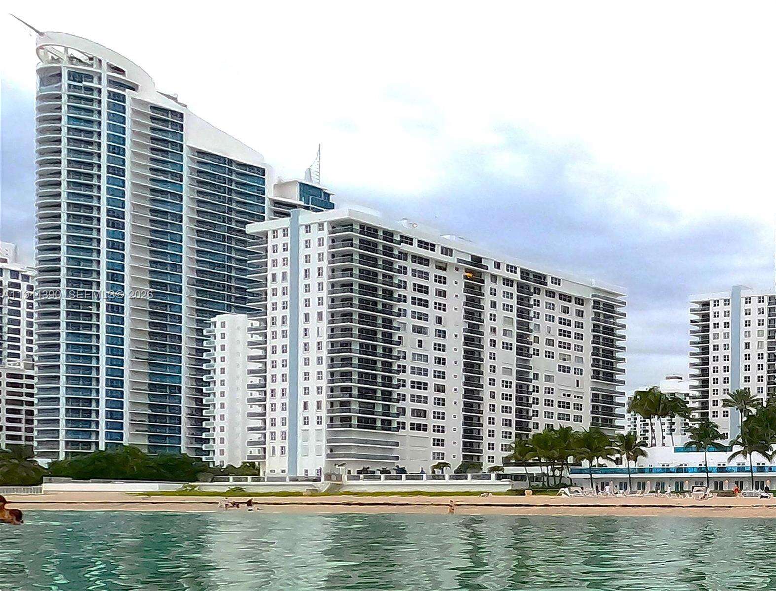 Aquarius at 2751 Ocean Dr, Hollywood, FL 33019 - For Sale photo 5