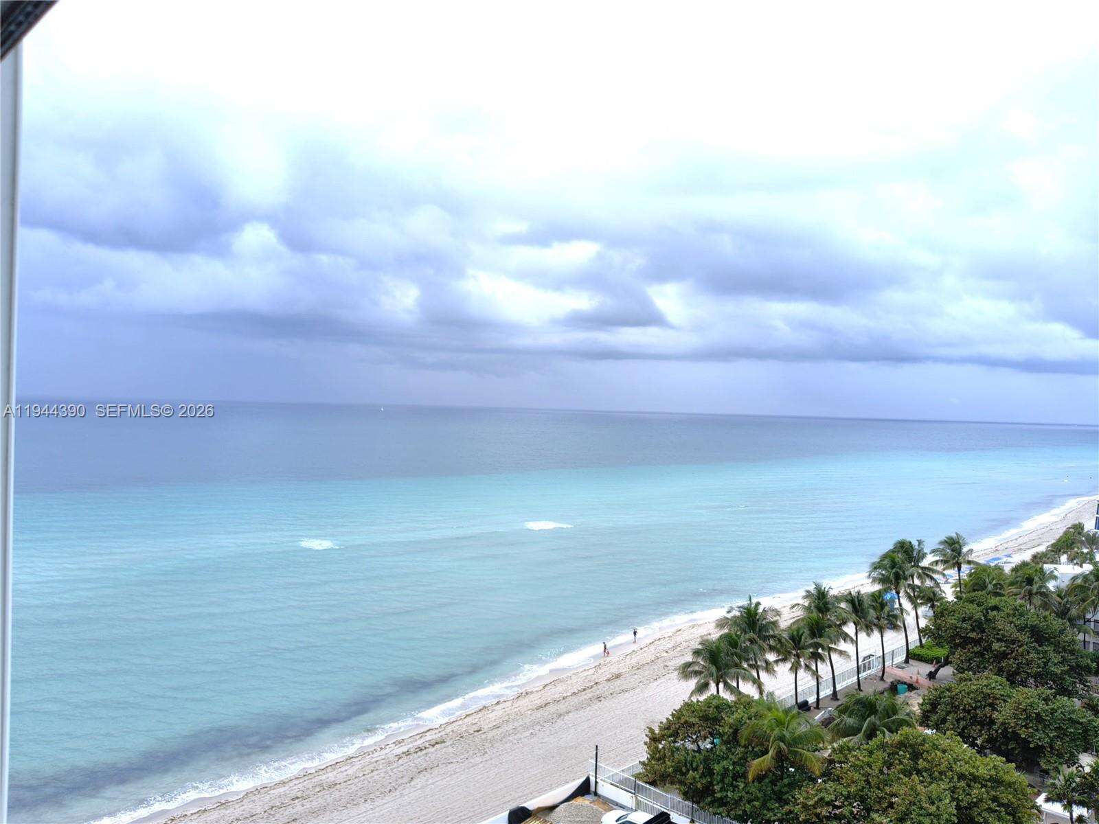 Aquarius at 2751 Ocean Dr, Hollywood, FL 33019 - For Sale photo 9