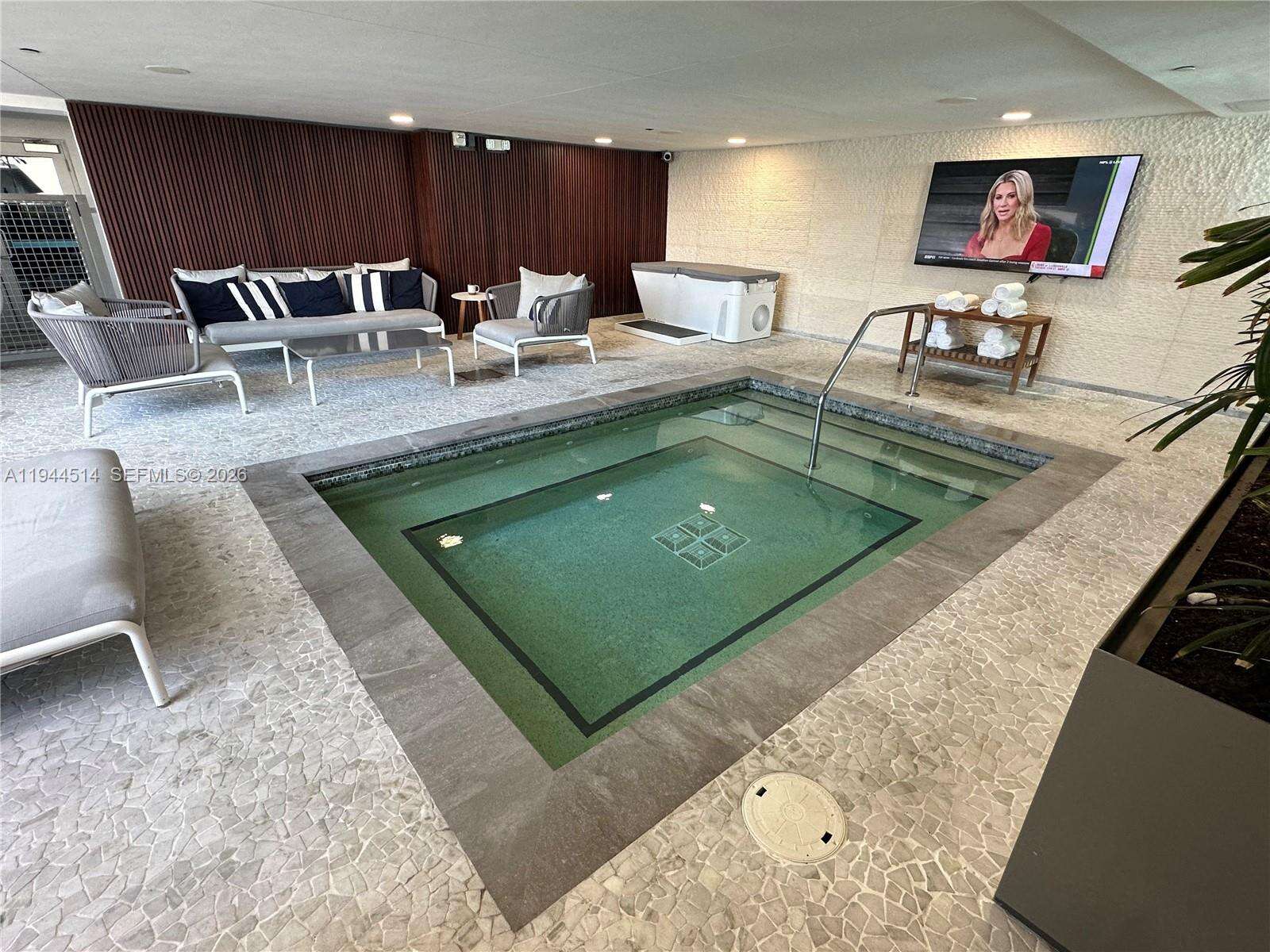 JADE BEACH - 17001 Collins Ave, Sunny Isles Beach, FL 33160 | Picture 28