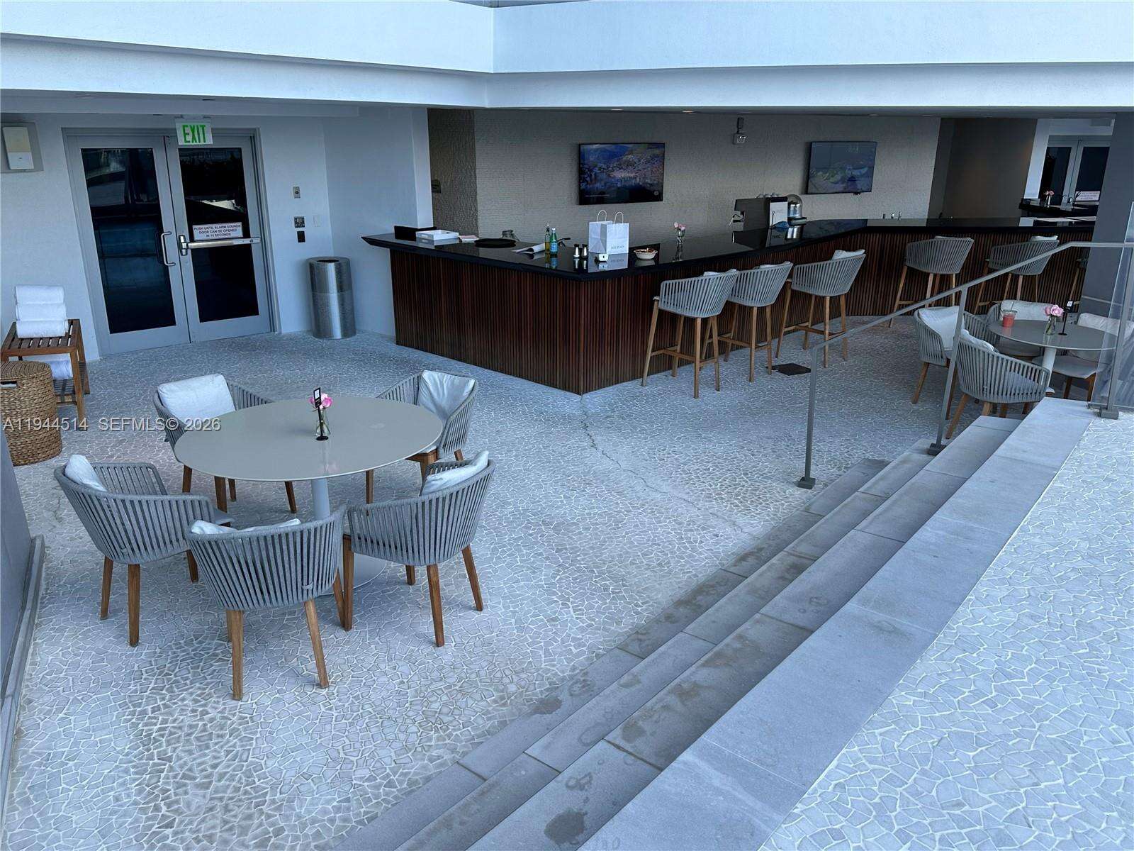 JADE BEACH - 17001 Collins Ave, Sunny Isles Beach, FL 33160 | Picture 34