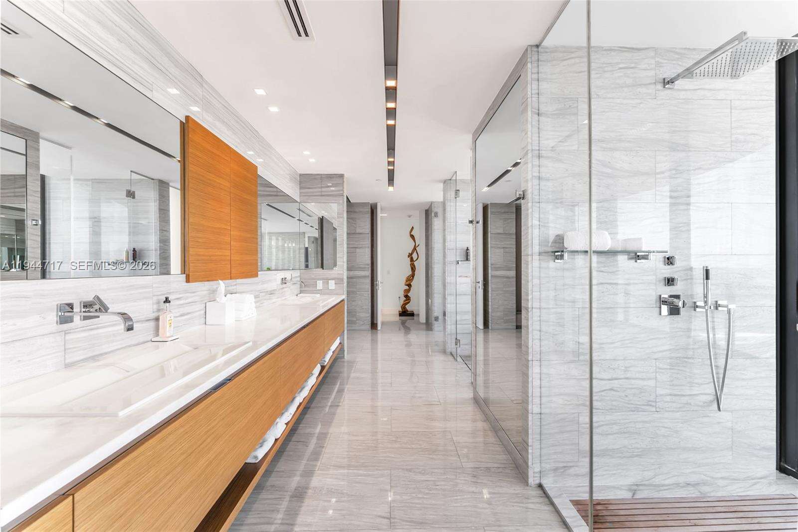 REGALIA - 19575 Collins Ave, Sunny Isles Beach, FL 33160 | Picture 38