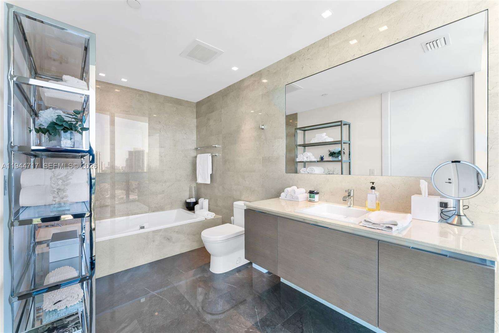 REGALIA - 19575 Collins Ave, Sunny Isles Beach, FL 33160 | Picture 52