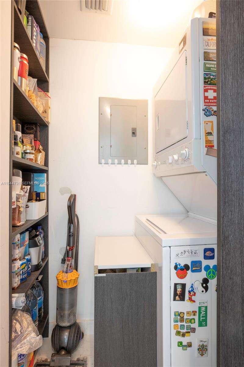 Cosmopolitan at 110 Washington Ave, Miami Beach, FL 33139 - For Sale photo 13