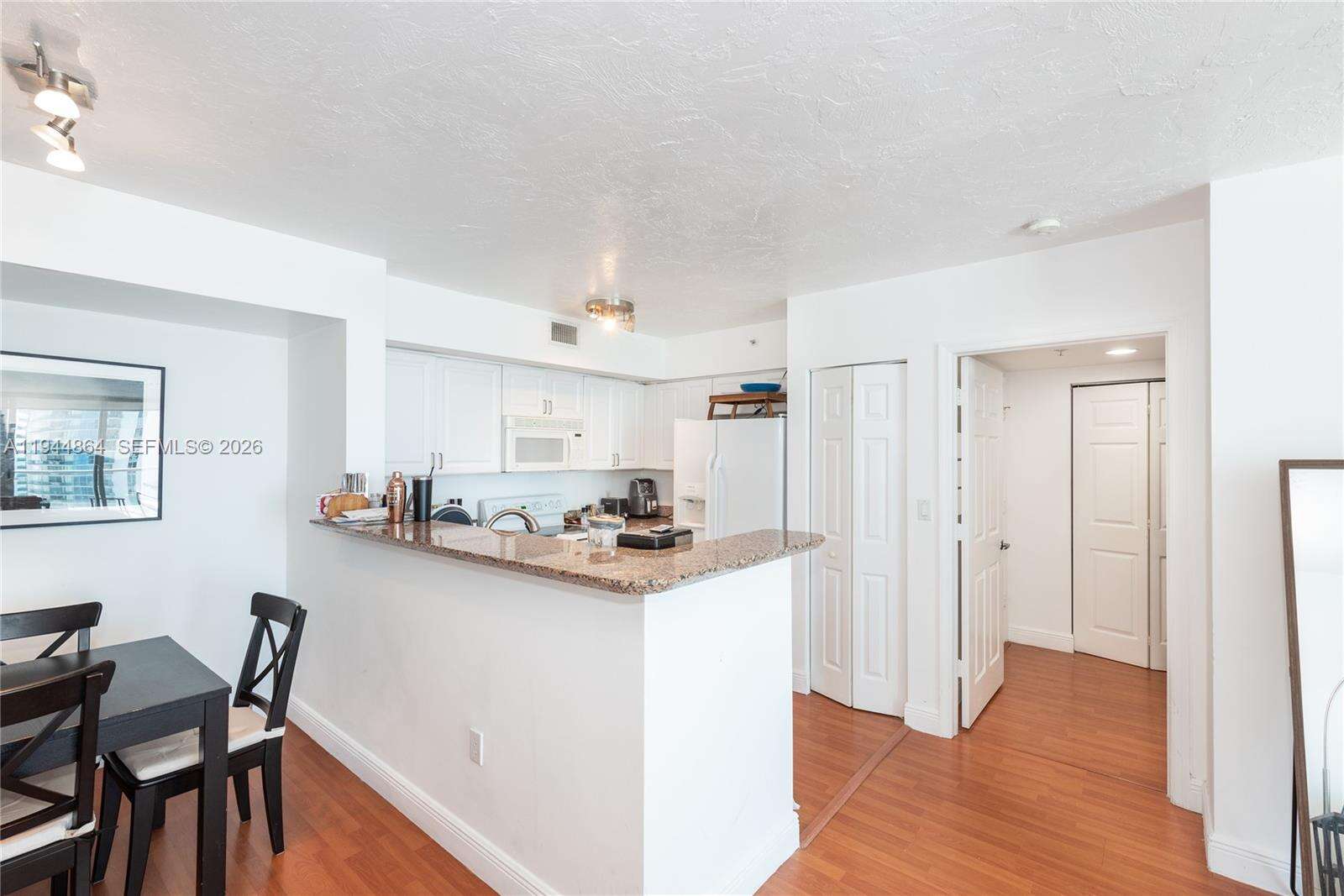 The Mark On Brickell at 1155 Brickell Bay Dr, Miami, FL 33131 - For Sale photo 7