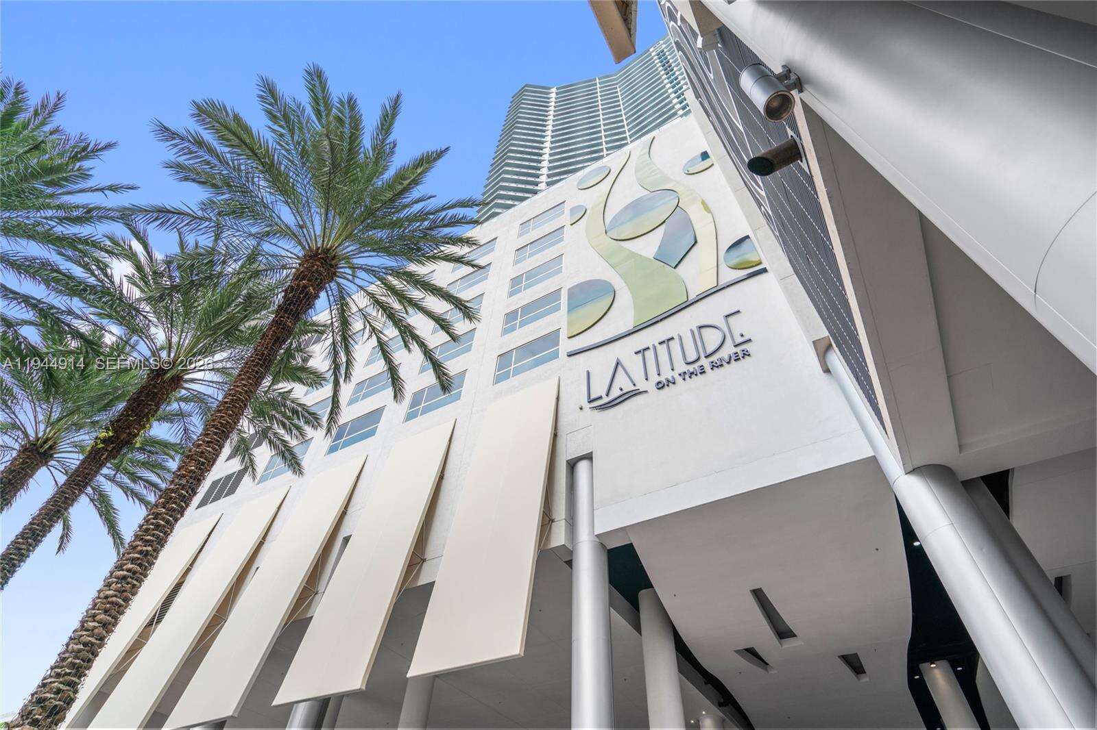 Latitude On The River at 185 7th St, Miami, FL 33130 - For Sale photo 2