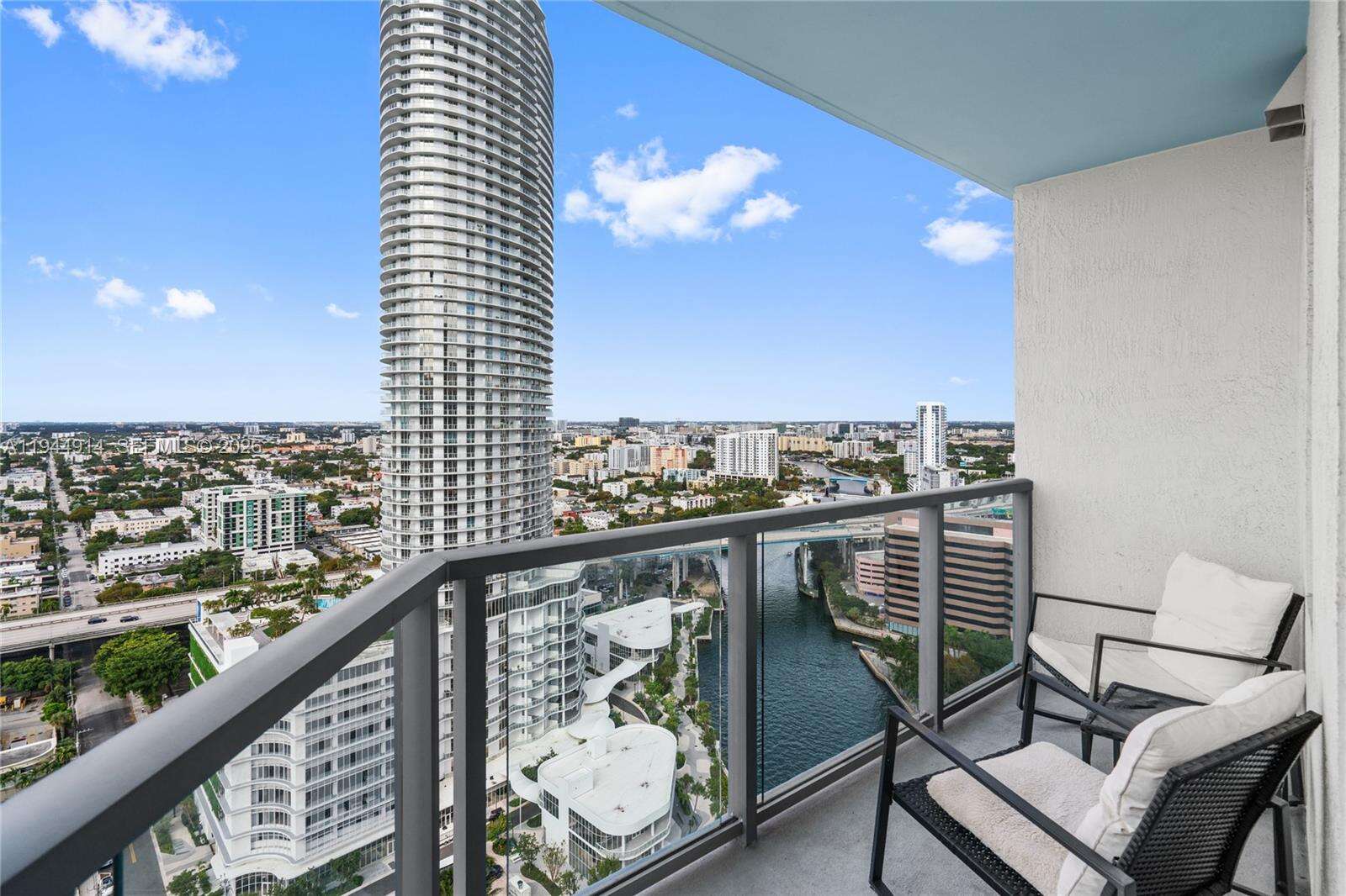 Latitude On The River at 185 7th St, Miami, FL 33130 - For Sale photo 42
