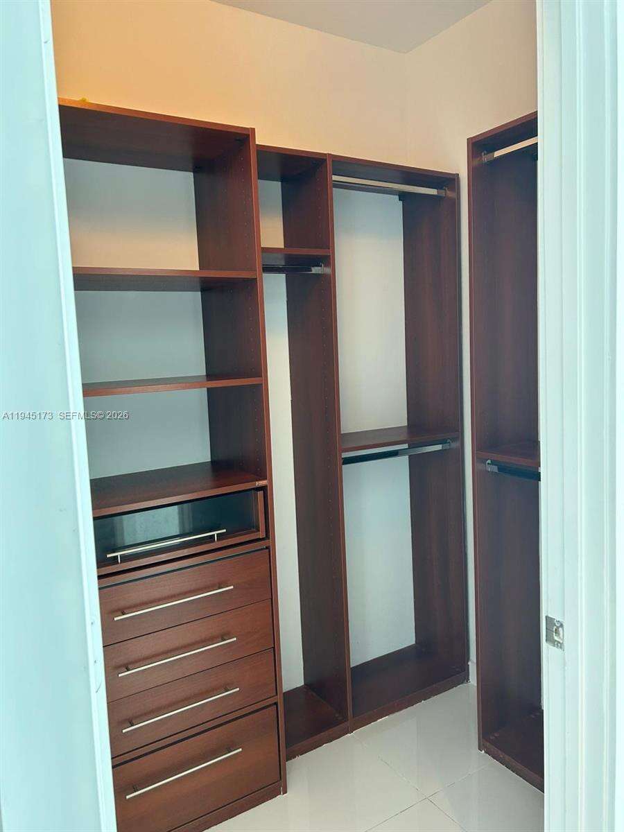 JADE RESIDENCES AT BRICKELL BAY - 1331 Brickell Bay Dr, Miami, FL 33131 | Picture 12