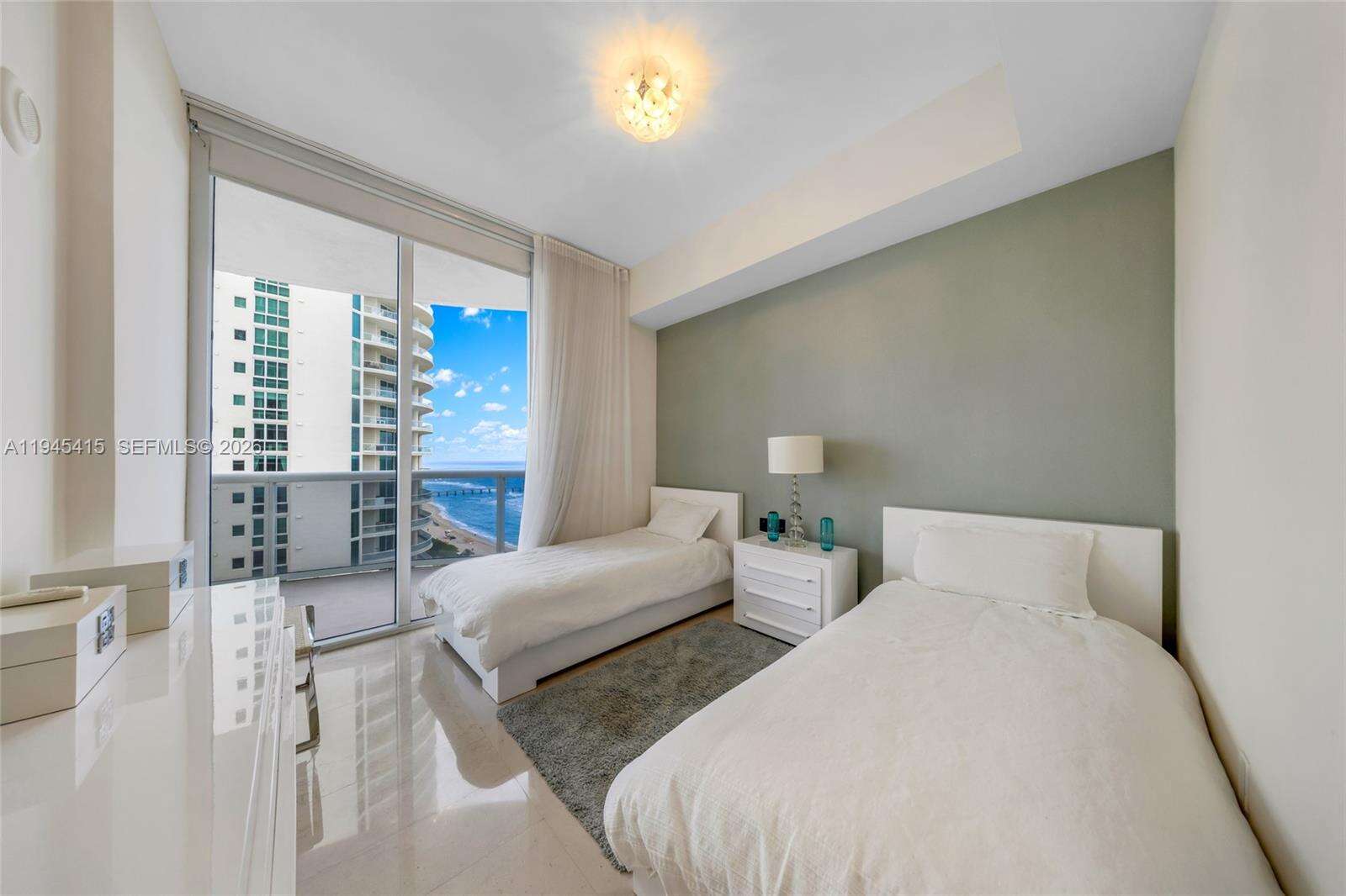 TDR TOWER I - 16001 Collins Ave, Sunny Isles Beach, FL 33160 | Picture 15