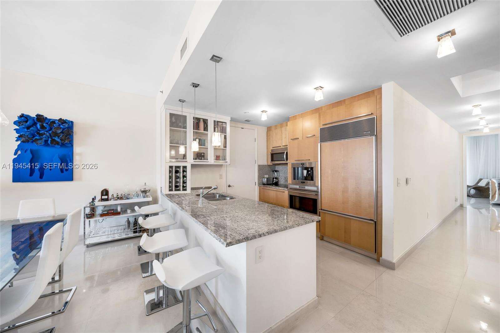 TDR TOWER I - 16001 Collins Ave, Sunny Isles Beach, FL 33160 | Picture 5