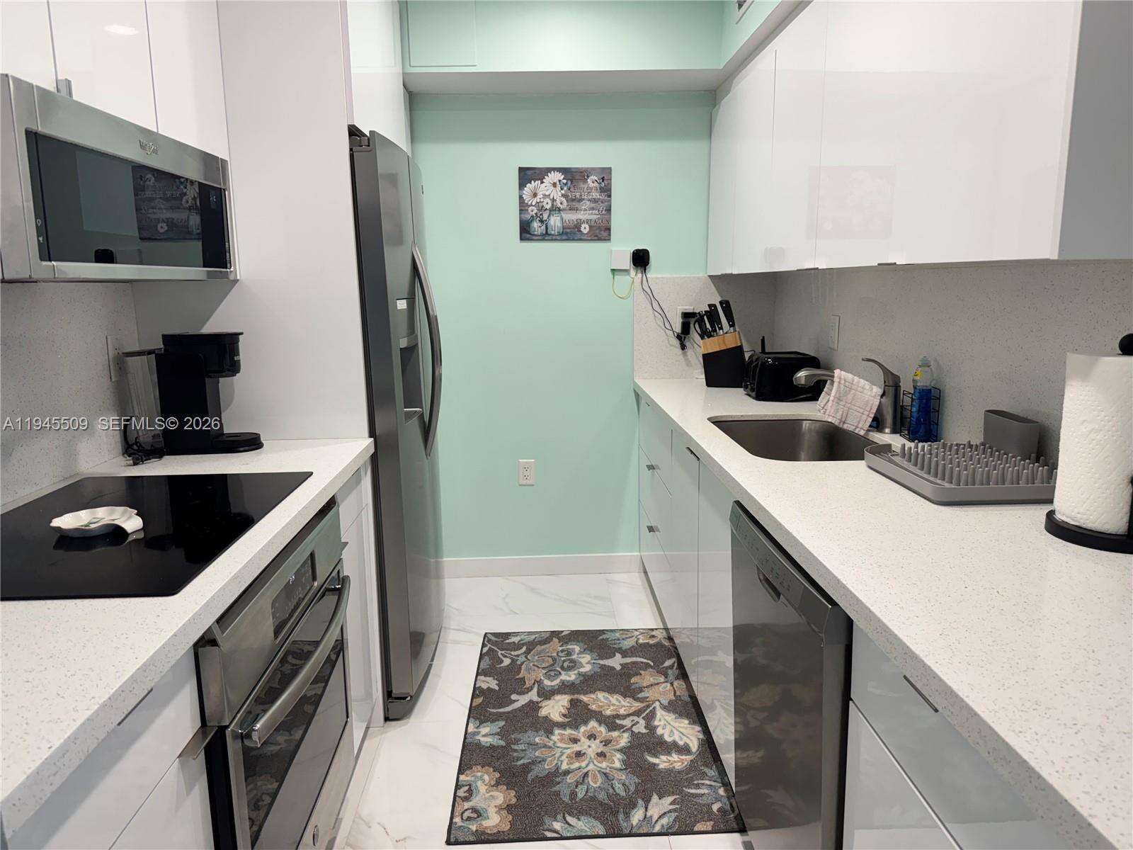 The Wave at 2501 Ocean Dr, Hollywood, FL 33019 - For Sale photo 4
