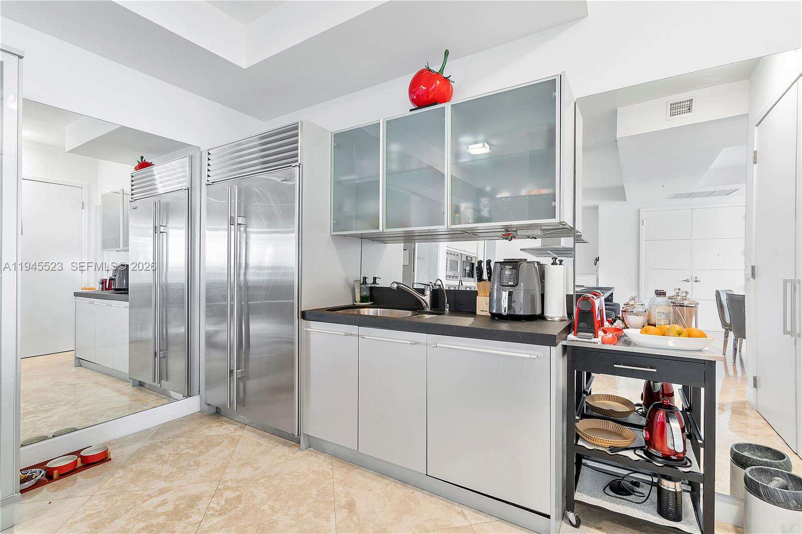 TRUMP ROYALE - 18201 Collins Ave, Sunny Isles Beach, FL 33160 | Picture 11