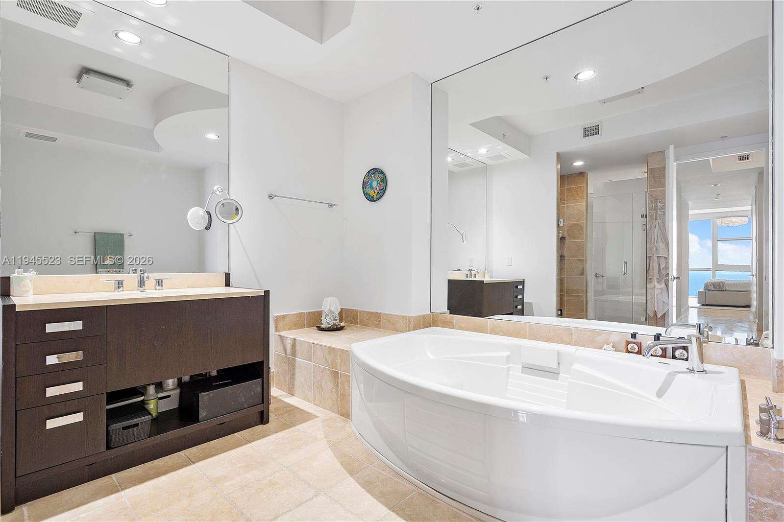 TRUMP ROYALE - 18201 Collins Ave, Sunny Isles Beach, FL 33160 | Picture 21