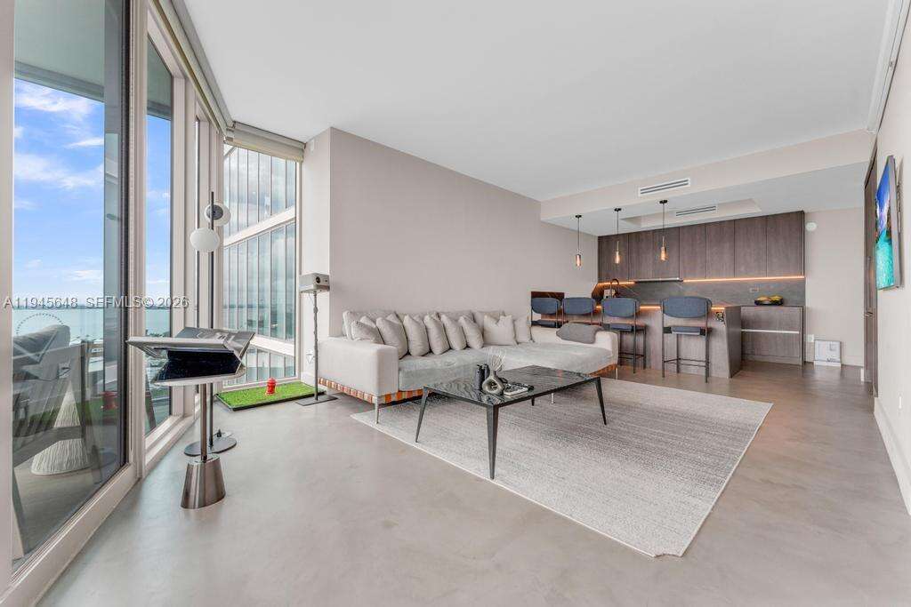 MARINABLUE - 888 Biscayne Blvd, Miami, FL 33132 | Picture 4