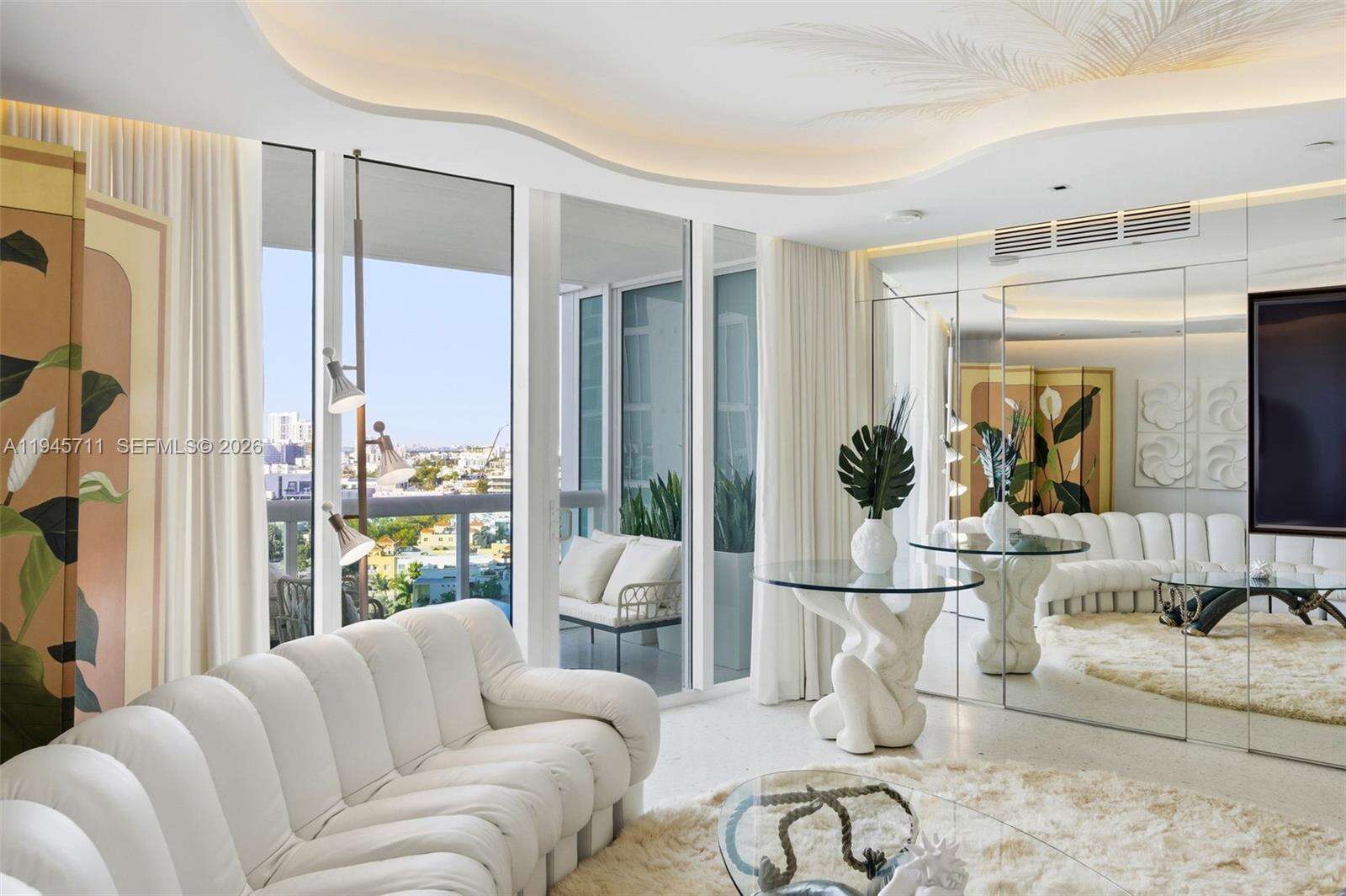 MURANO AT PORTOFINO - 1000 Pointe Dr, Miami Beach, FL 33139 | Picture 2