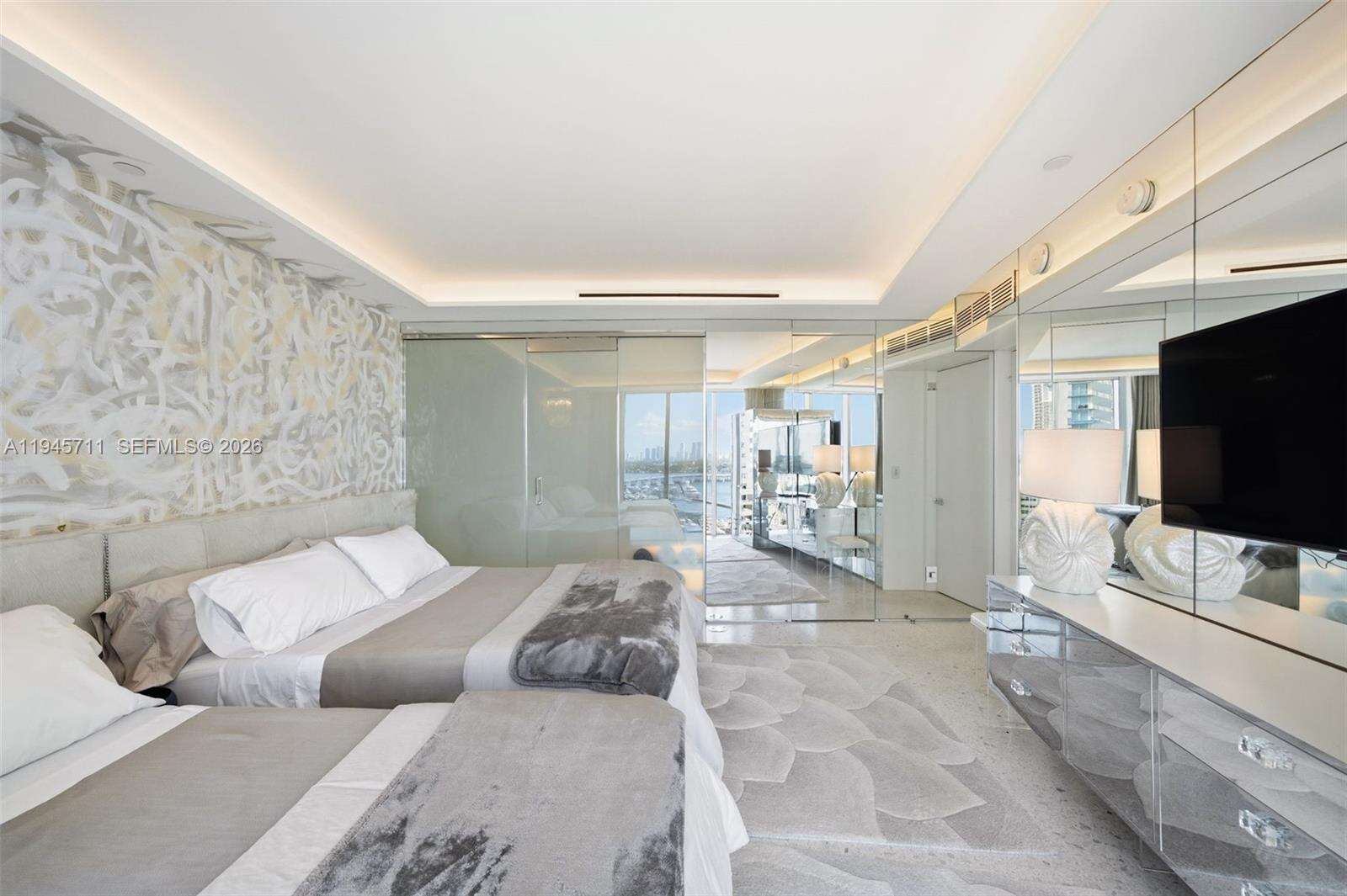 MURANO AT PORTOFINO - 1000 Pointe Dr, Miami Beach, FL 33139 | Picture 16