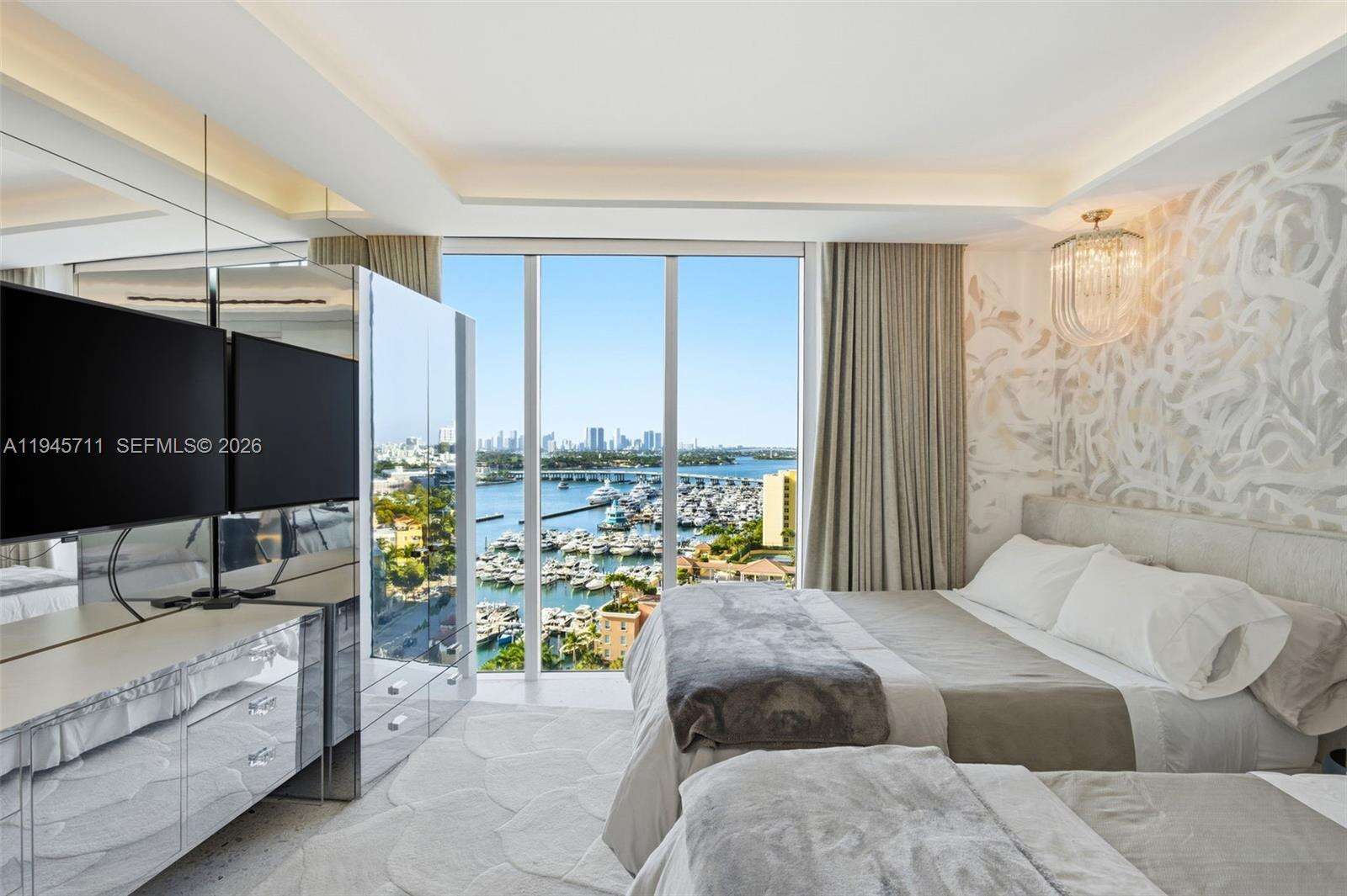 MURANO AT PORTOFINO - 1000 Pointe Dr, Miami Beach, FL 33139 | Picture 17