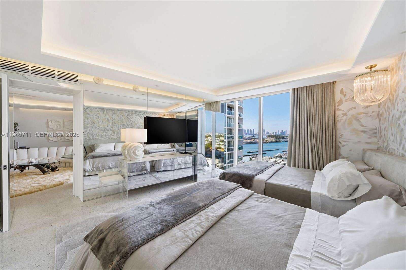 MURANO AT PORTOFINO - 1000 Pointe Dr, Miami Beach, FL 33139 | Picture 18