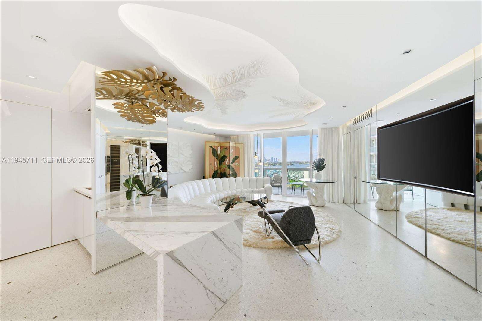 MURANO AT PORTOFINO - 1000 Pointe Dr, Miami Beach, FL 33139 | Picture 8