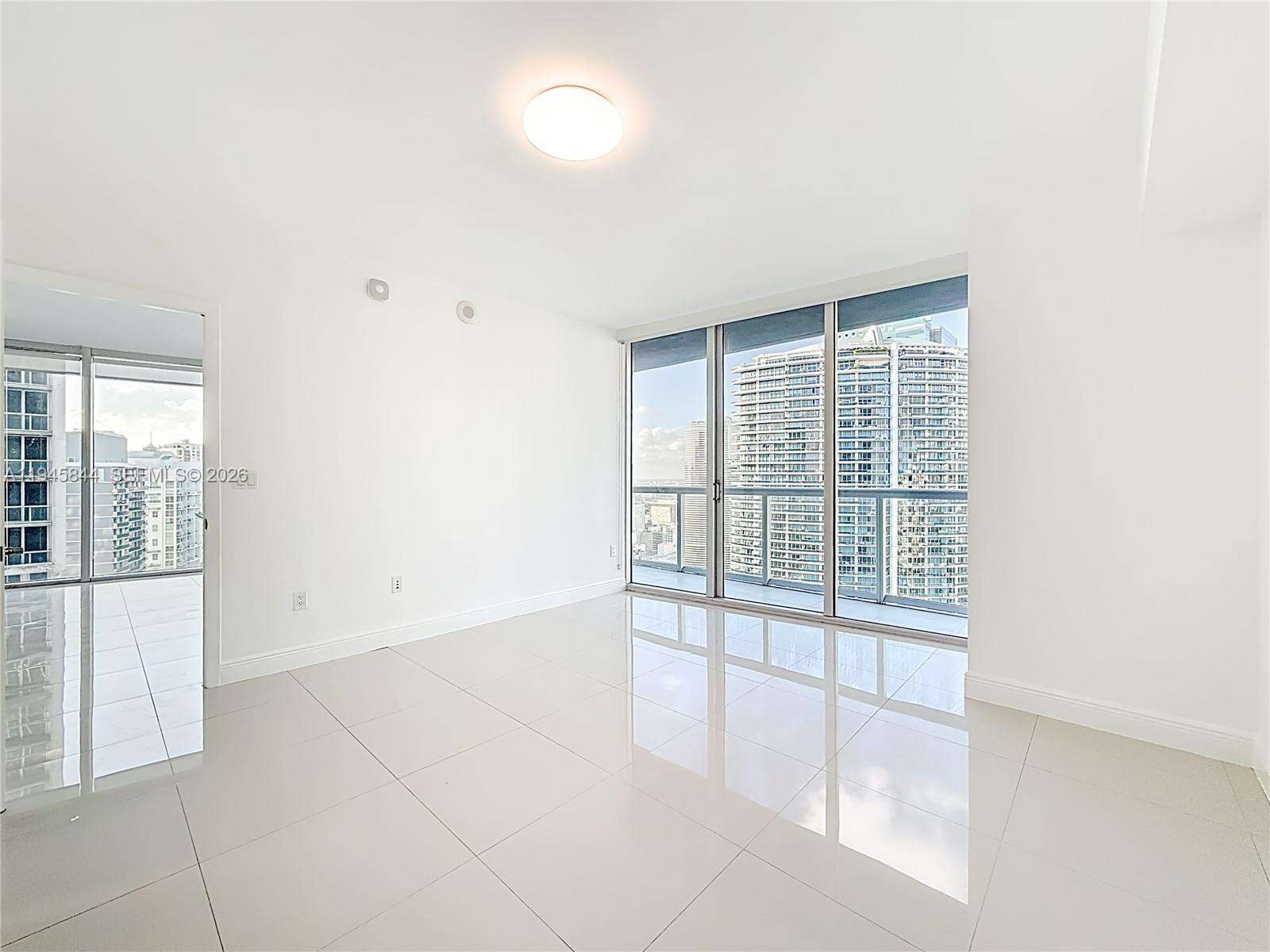 Icon Brickell 1 at 475 Brickell Ave, Miami, FL 33131 - For Sale photo 18