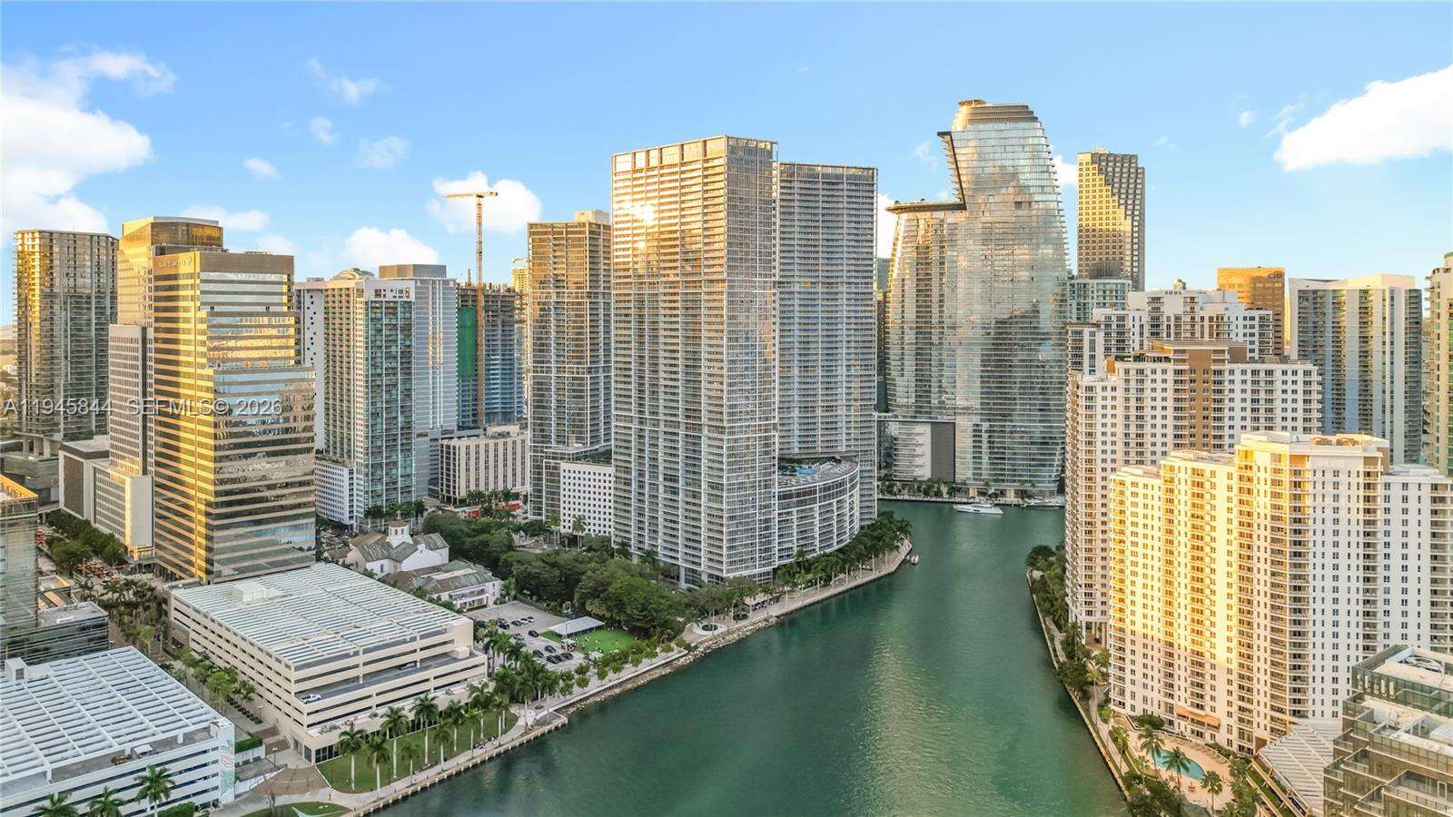Icon Brickell 1 at 475 Brickell Ave, Miami, FL 33131 - For Sale photo 34