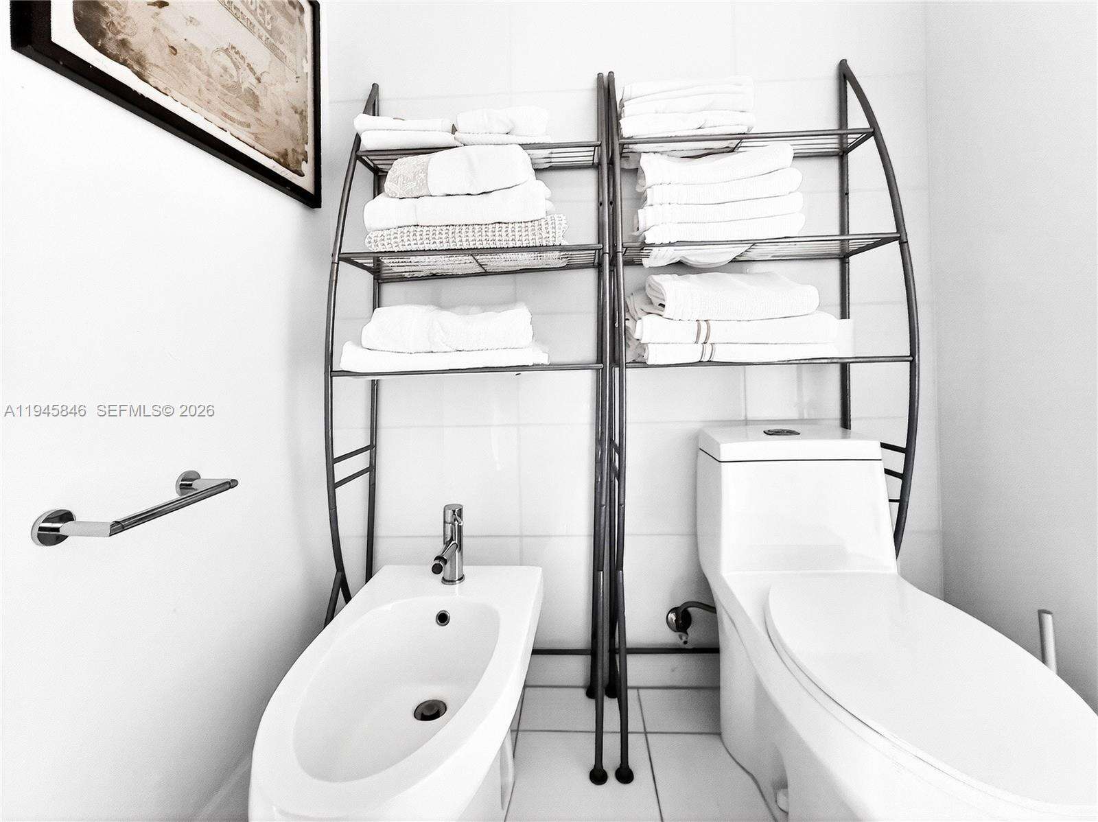 PARAMOUNT BAY - 2020 Bayshore Dr, Miami, FL 33137 | Picture 16