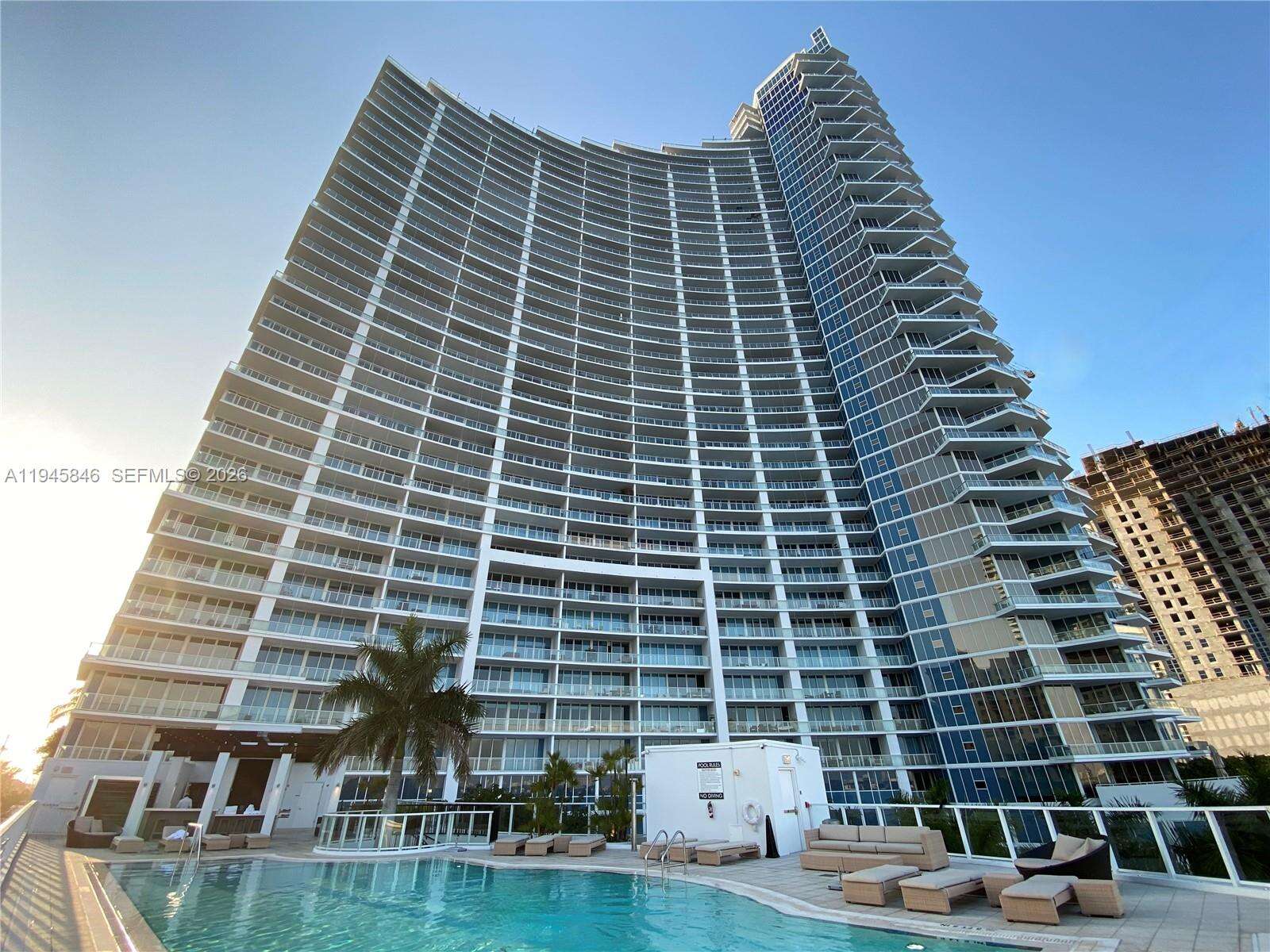 PARAMOUNT BAY - 2020 Bayshore Dr, Miami, FL 33137 | Picture 24
