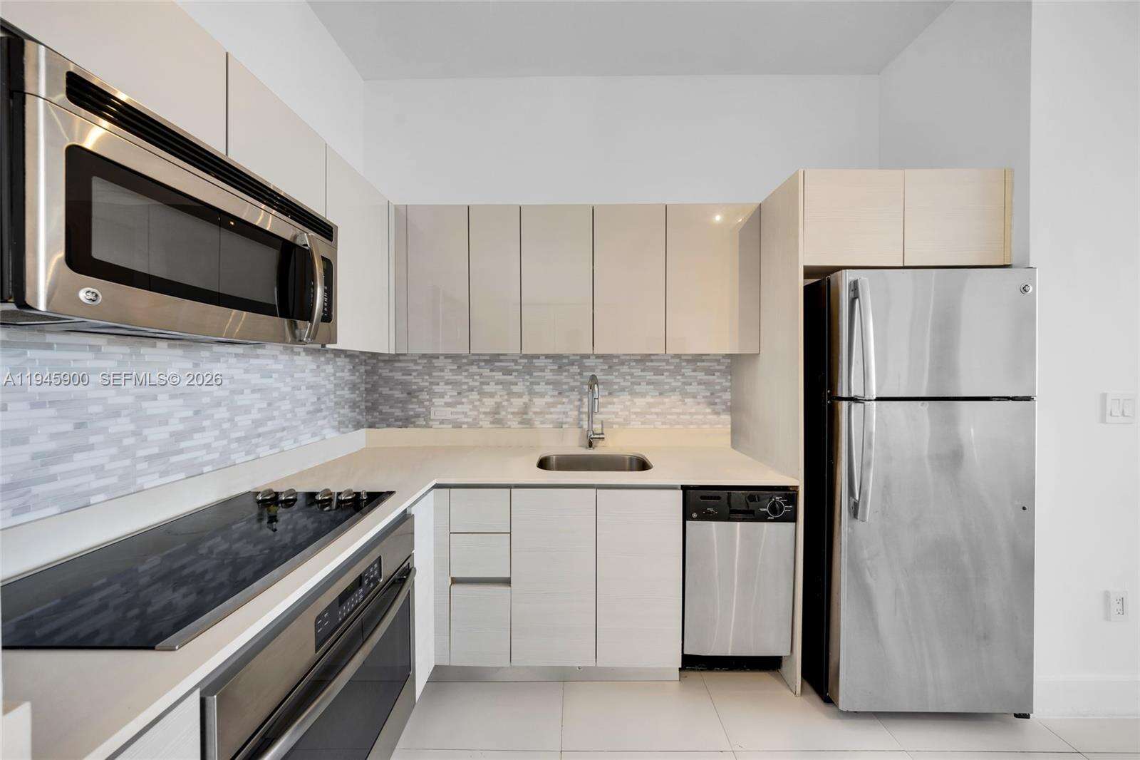 Beachwalk Condo at 2600 Hallandale Beach Blvd, Hallandale Beach, FL 33009 - For Sale photo 8