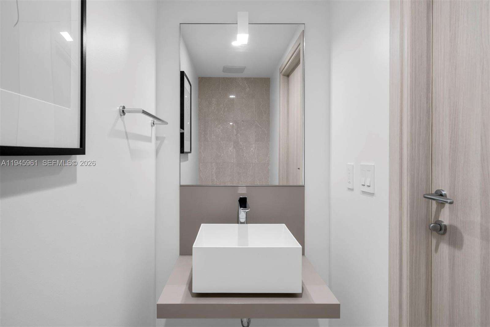 BRICKELL FLATIRON - 1000 Brickell Plaza, Miami, FL 33131 | Picture 16
