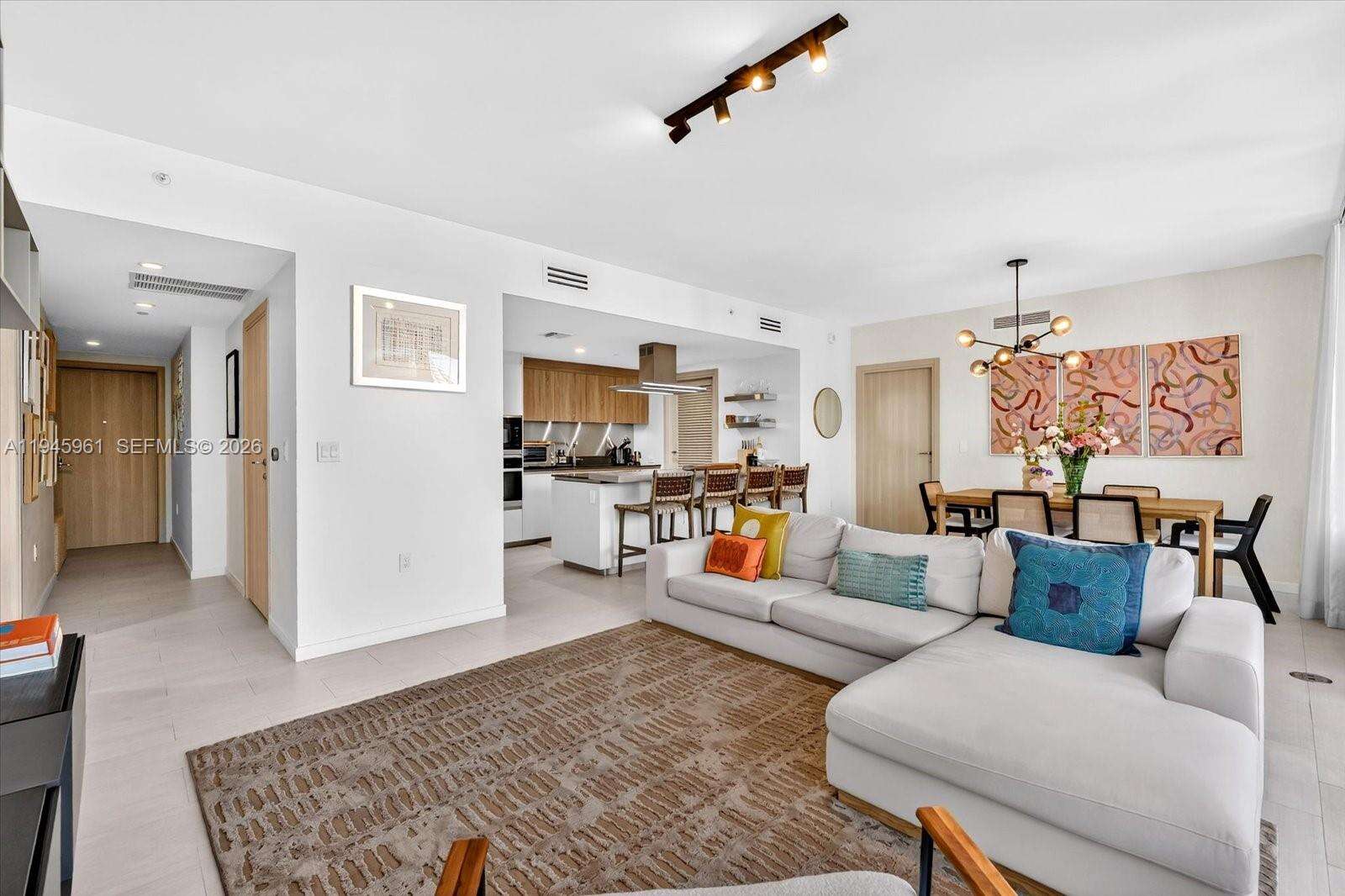 BRICKELL FLATIRON - 1000 Brickell Plaza, Miami, FL 33131 | Picture 3