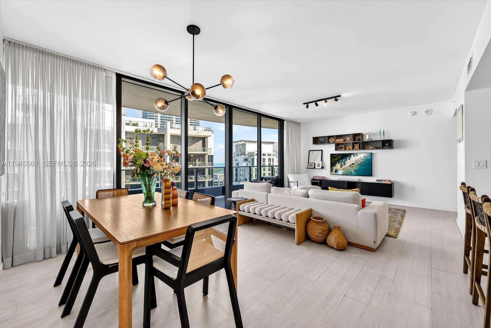 BRICKELL FLATIRON - 1000 Brickell Plaza, Miami, FL 33131 | Picture 4