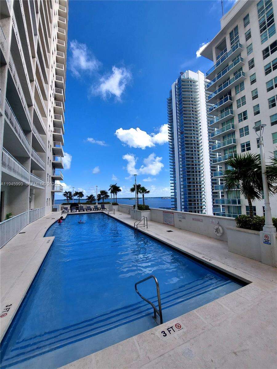 The Club At Brickell Bay at 1200 Brickell Bay Dr, Miami, FL 33131 - For Sale photo 17