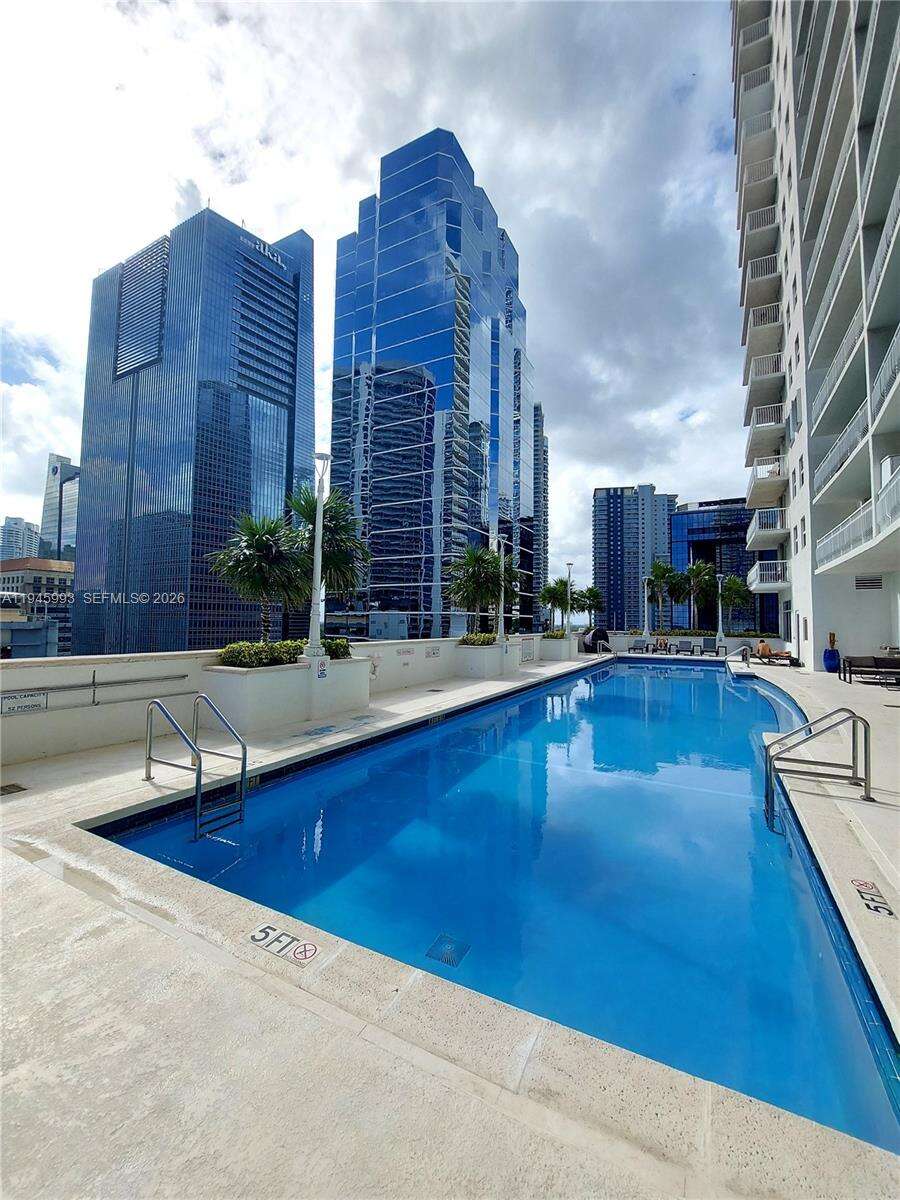 The Club At Brickell Bay at 1200 Brickell Bay Dr, Miami, FL 33131 - For Sale photo 18
