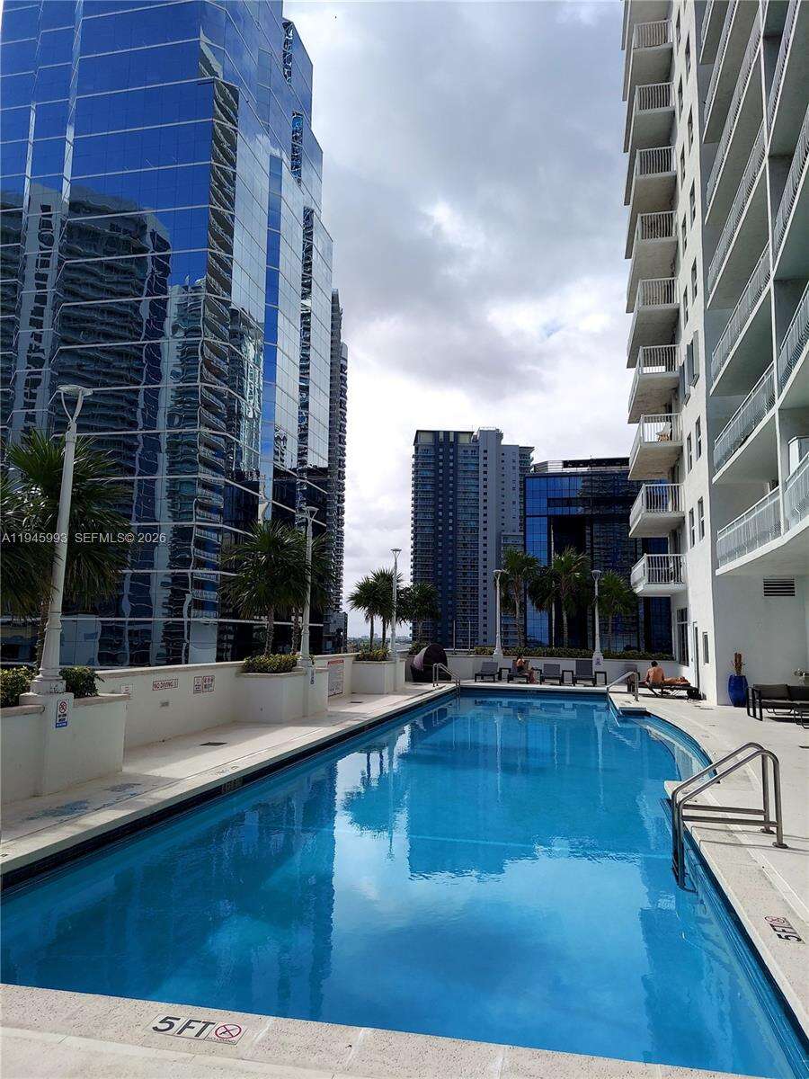 The Club At Brickell Bay at 1200 Brickell Bay Dr, Miami, FL 33131 - For Sale photo 19