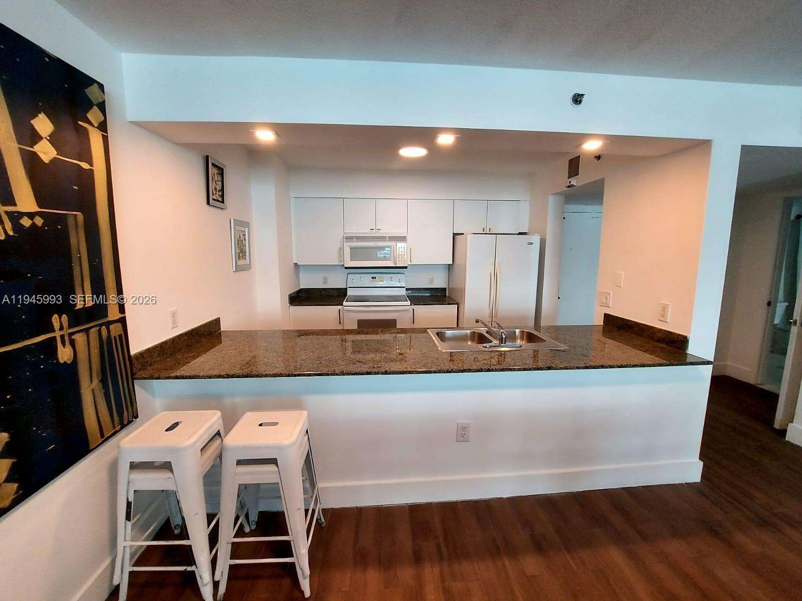 The Club At Brickell Bay at 1200 Brickell Bay Dr, Miami, FL 33131 - For Sale photo 5