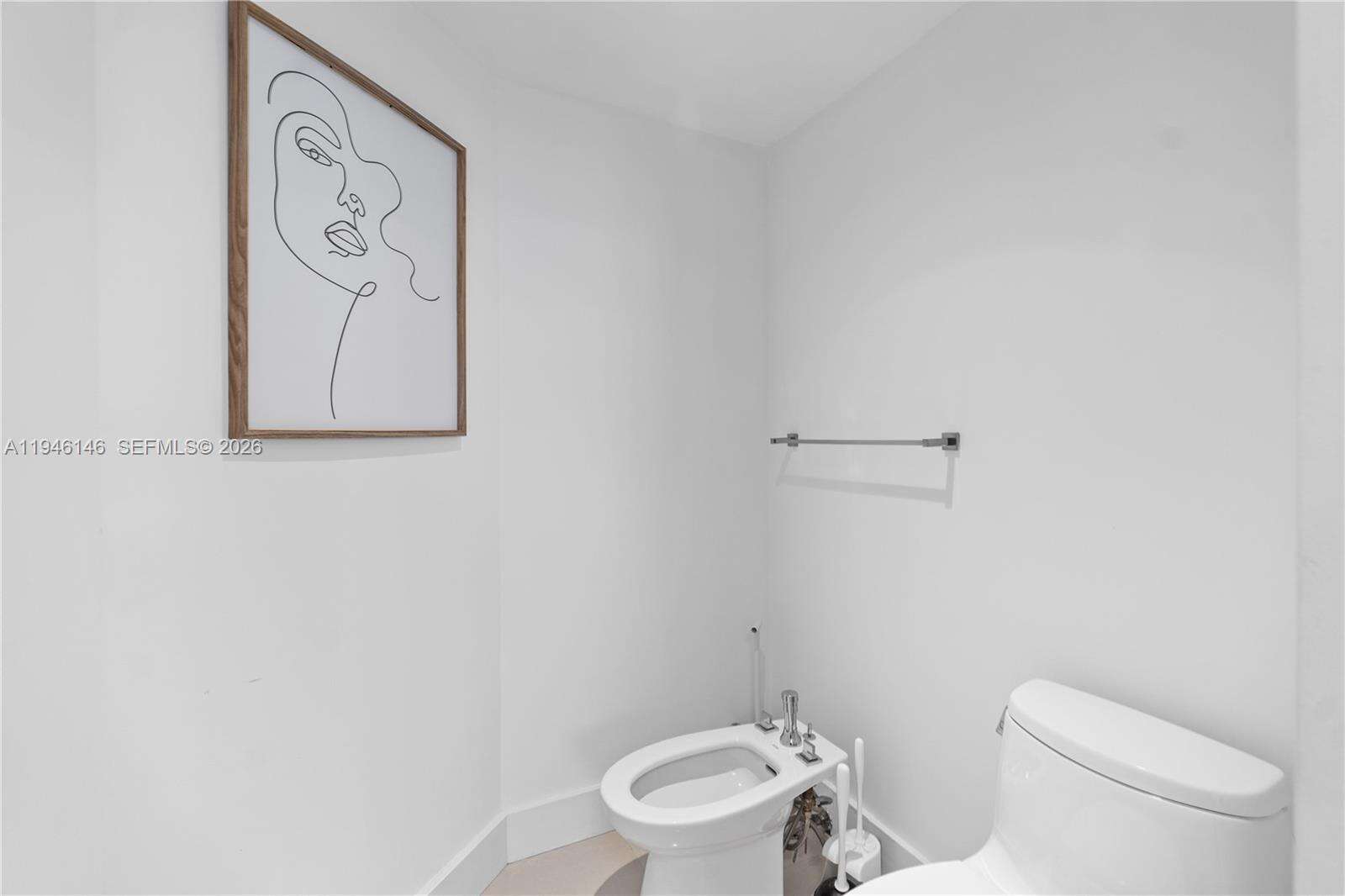 BLUE DIAMOND - 4779 Collins Ave, Miami Beach, FL 33140 | Picture 26