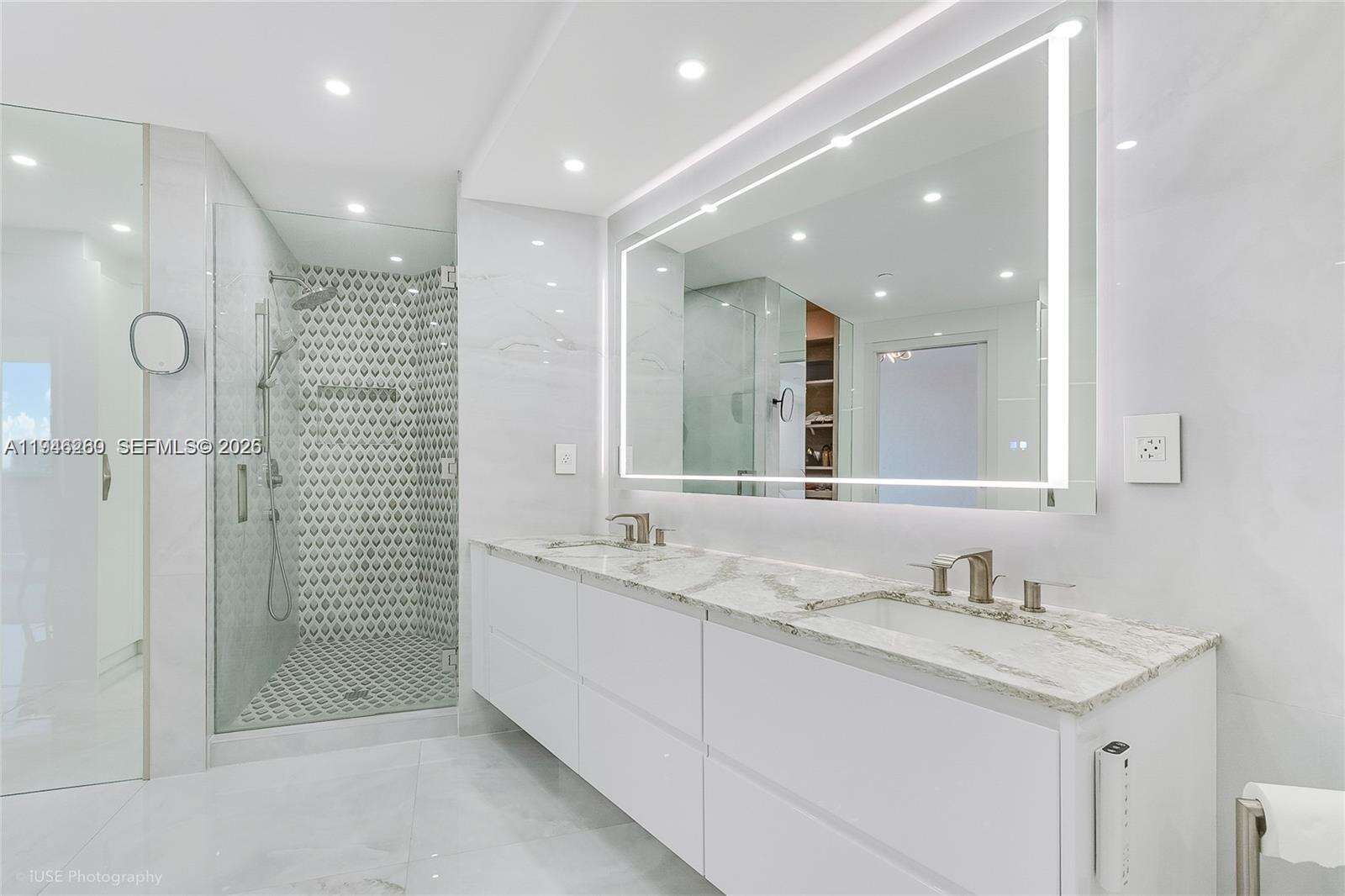 OCEAN FOUR - 17201 Collins Ave, Sunny Isles Beach, FL 33160 | Picture 13