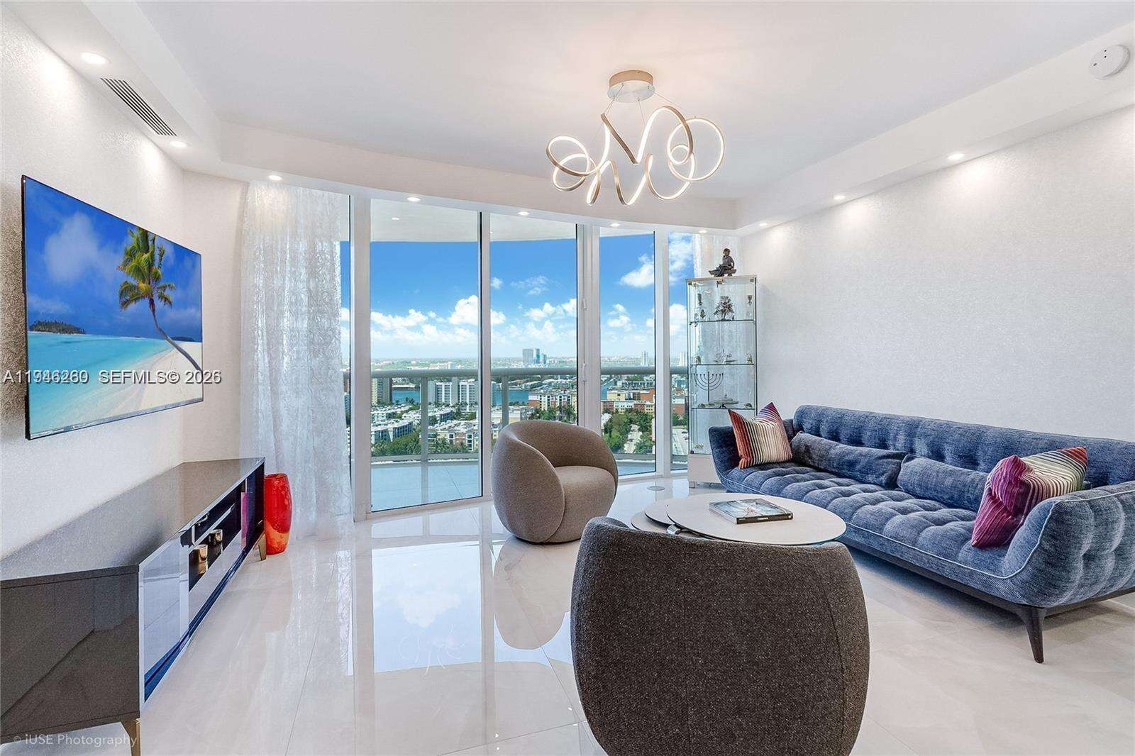 OCEAN FOUR - 17201 Collins Ave, Sunny Isles Beach, FL 33160 | Picture 4