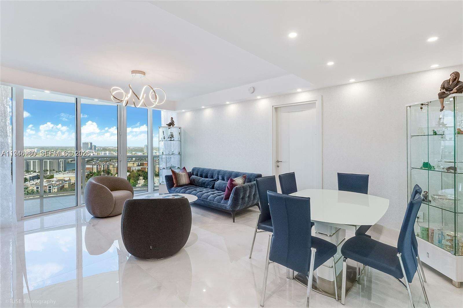 OCEAN FOUR - 17201 Collins Ave, Sunny Isles Beach, FL 33160 | Picture 6