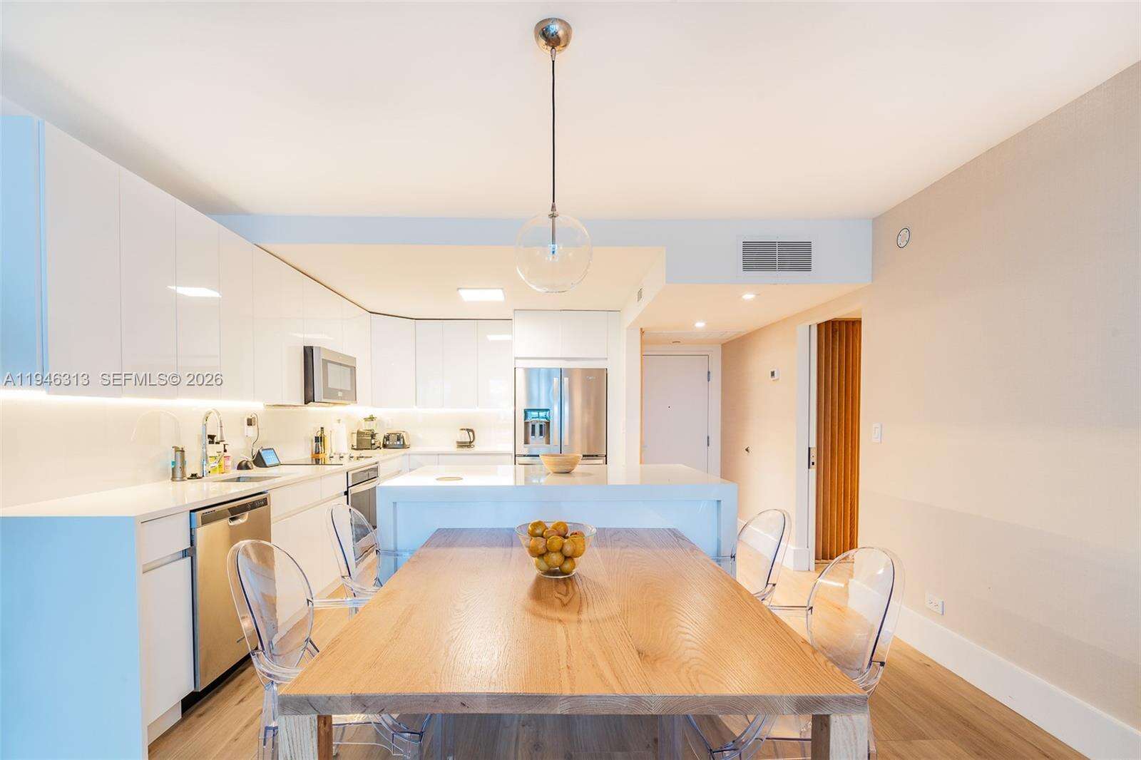 RONEY PALACE - 2301 Collins Ave, Miami Beach, FL 33139 | Picture 2