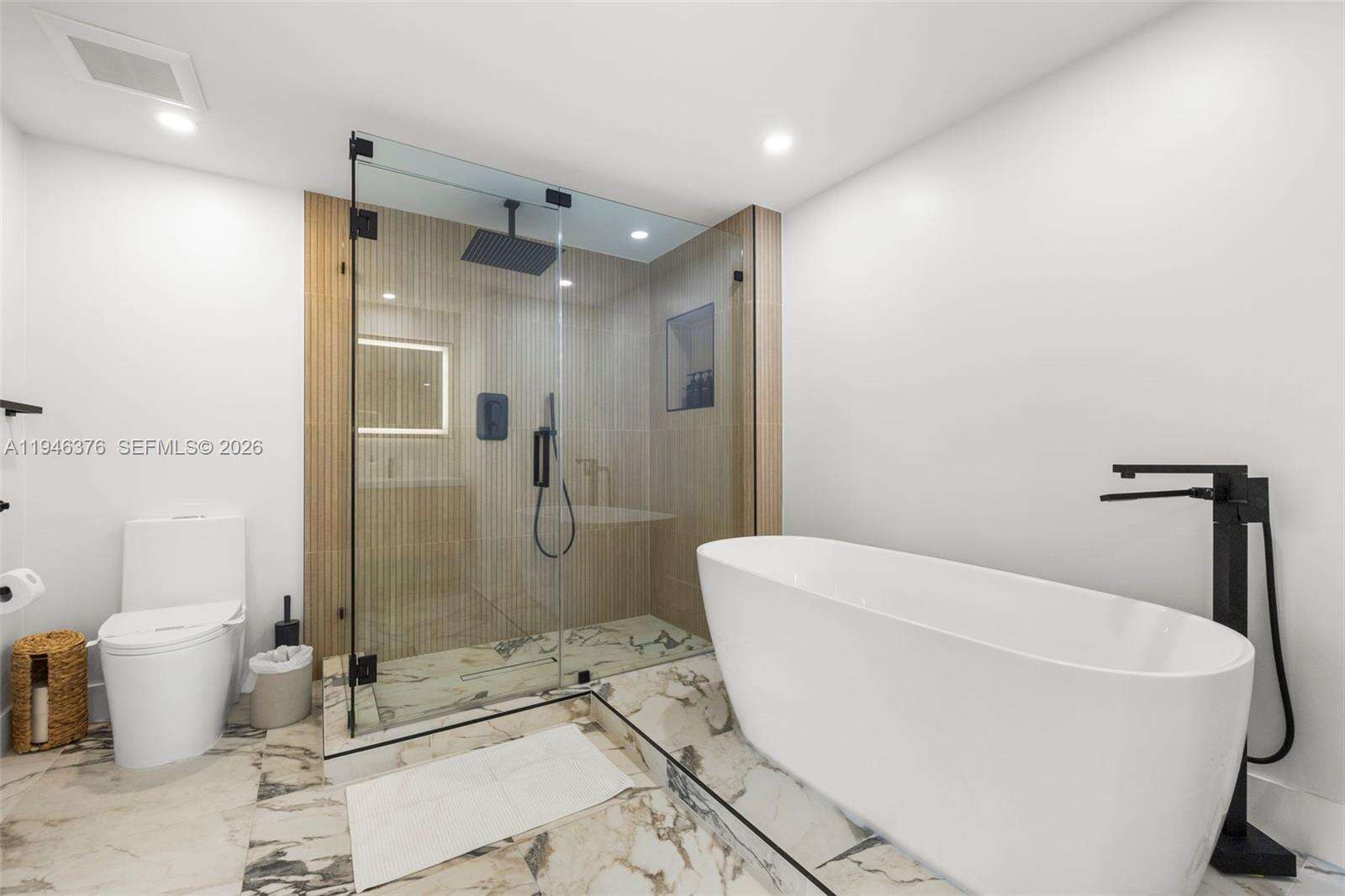 Icon Brickell 3 at 485 Brickell Ave, Miami, FL 33131 - For Sale photo 20