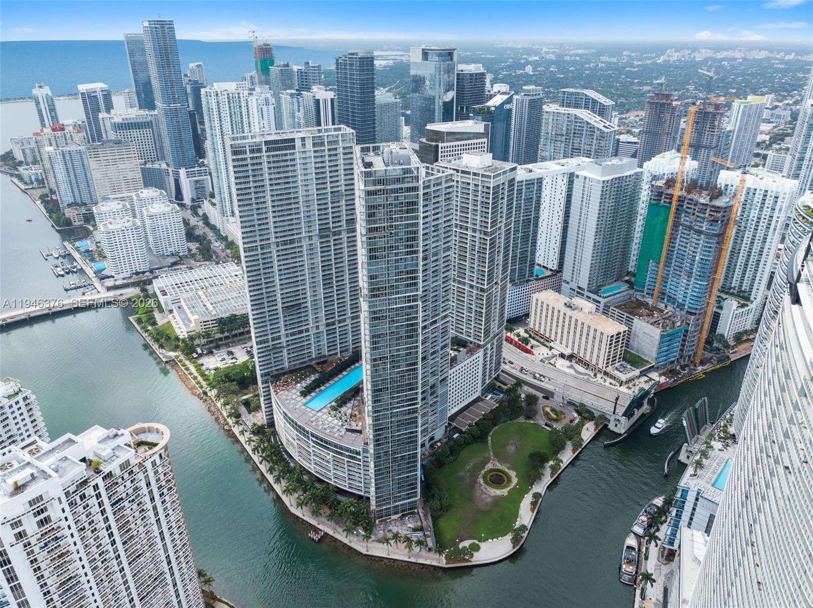 Icon Brickell 3 at 485 Brickell Ave, Miami, FL 33131 - For Sale photo 54