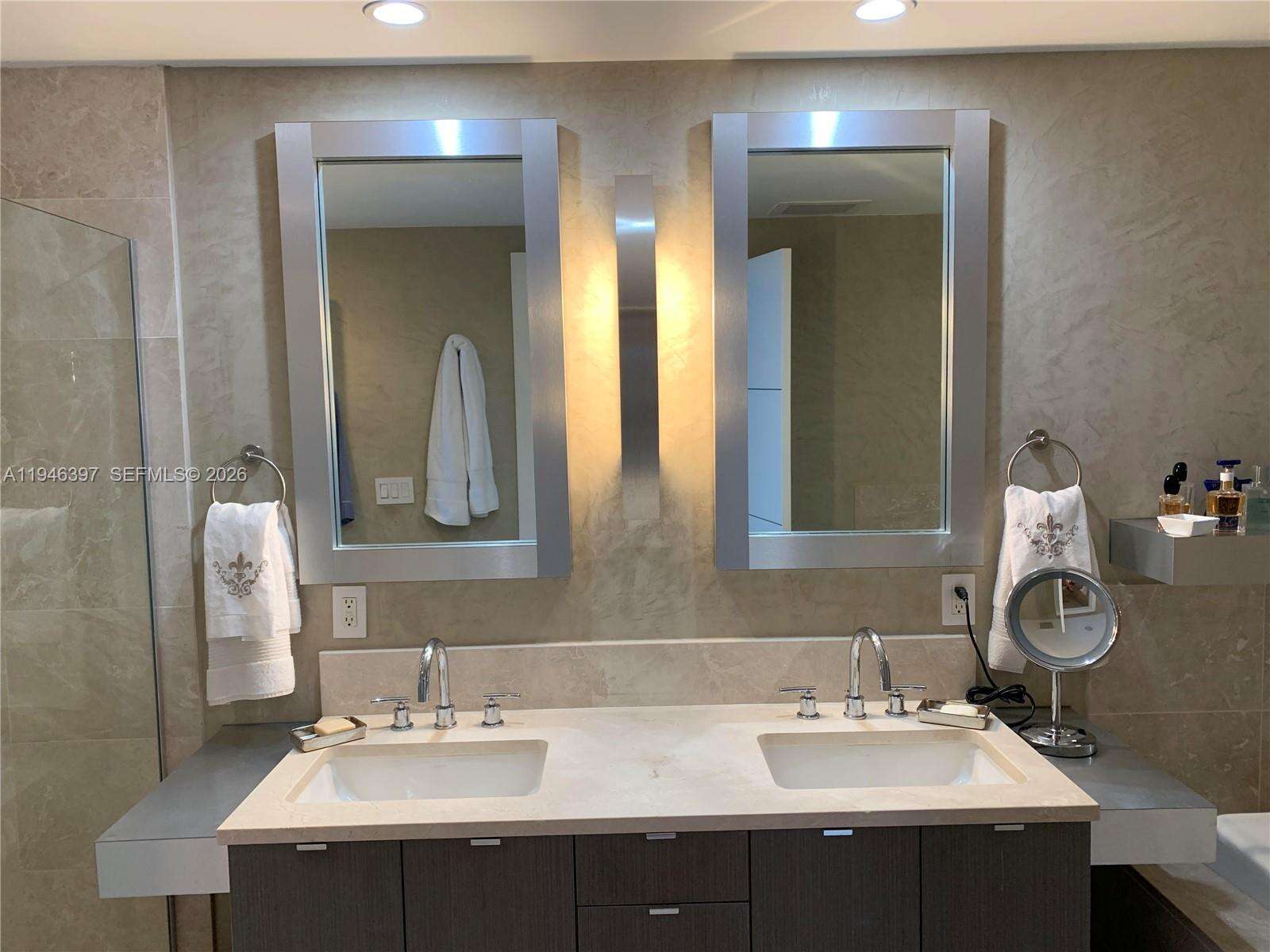 JADE BEACH - 17001 Collins Ave, Sunny Isles Beach, FL 33160 | Picture 23