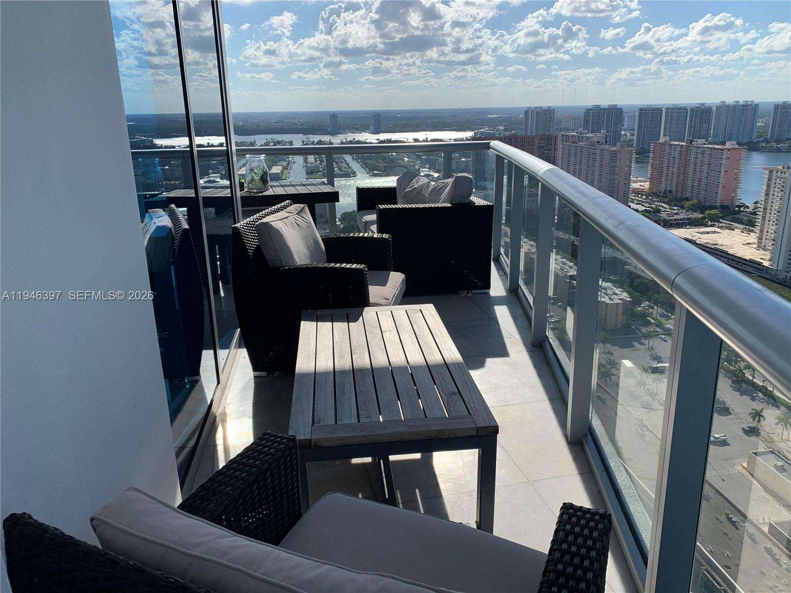 JADE BEACH - 17001 Collins Ave, Sunny Isles Beach, FL 33160 | Picture 62