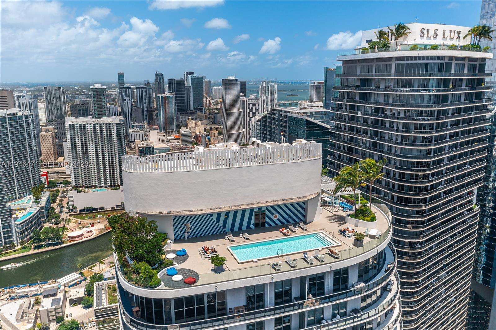 Brickell Heights East at 45 9 St, Miami, FL 33130 - For Sale photo 5