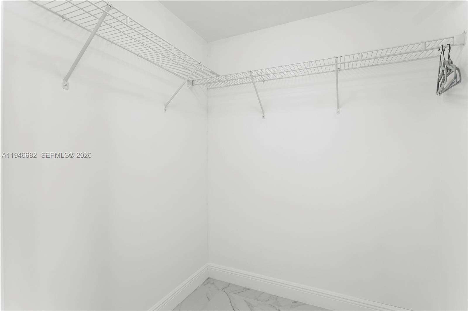 ICONBRICKELL CONDO NO 1 - 465 Brickell Ave, Miami, FL 33131 | Picture 20