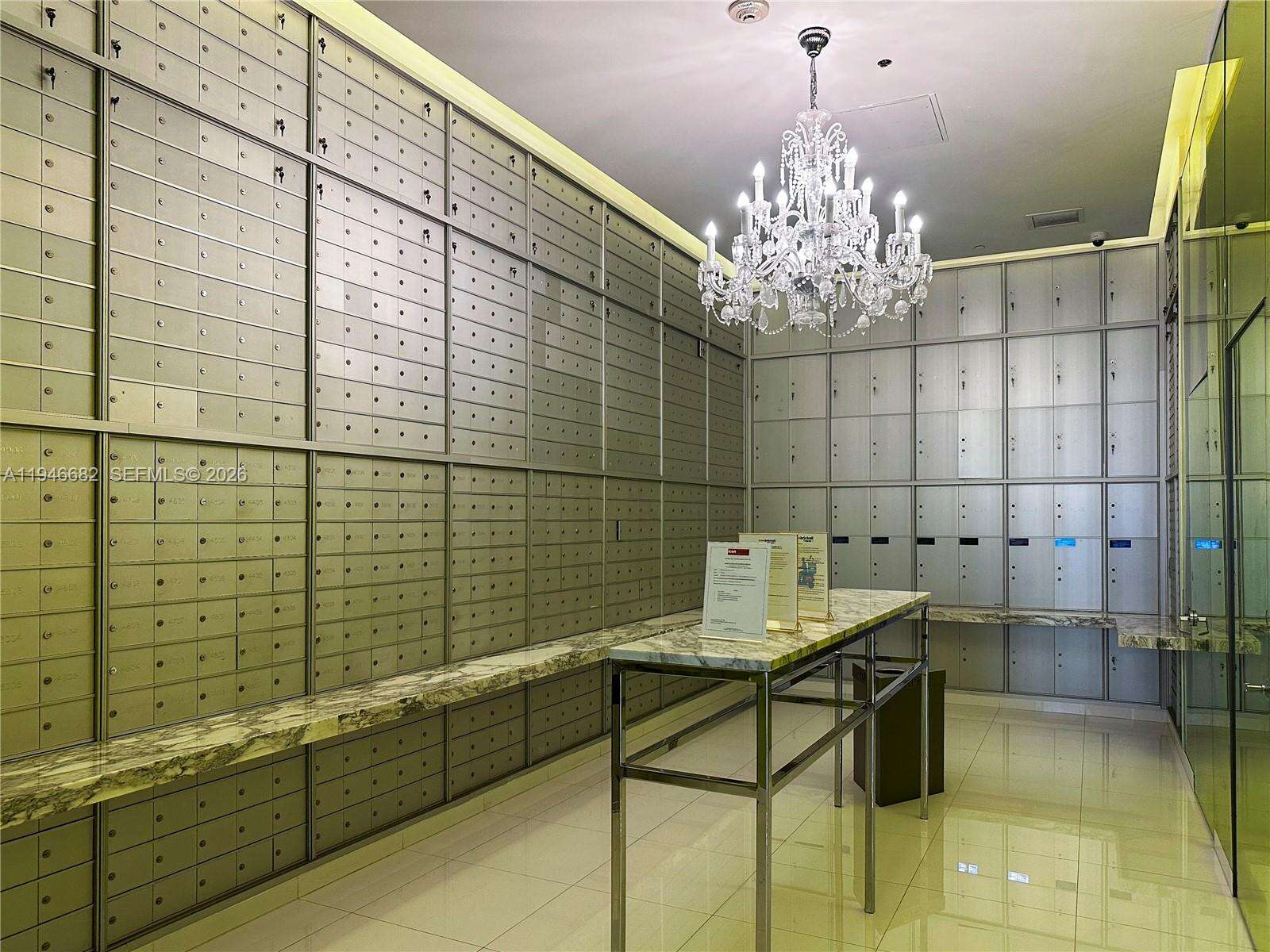 ICONBRICKELL CONDO NO 1 - 465 Brickell Ave, Miami, FL 33131 | Picture 24