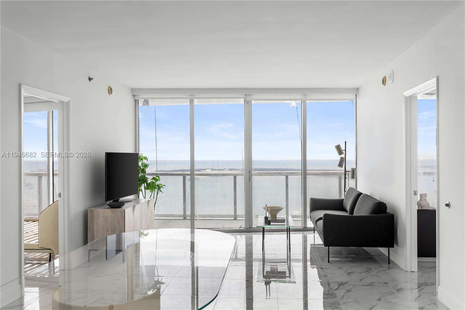 ICONBRICKELL CONDO NO 1 - 465 Brickell Ave, Miami, FL 33131 | Picture 6